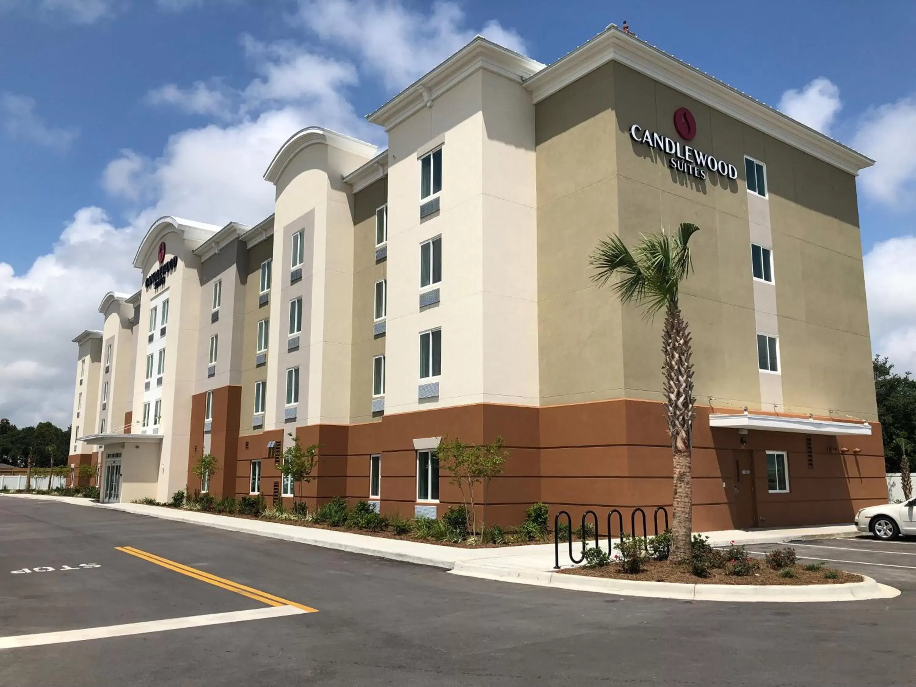 Facade/entrance in Candlewood Suites - Panama City Beach Pier Park by IHG Facade/entrance in Candlewood Suites - Panama City Beach Pier Park by IHG