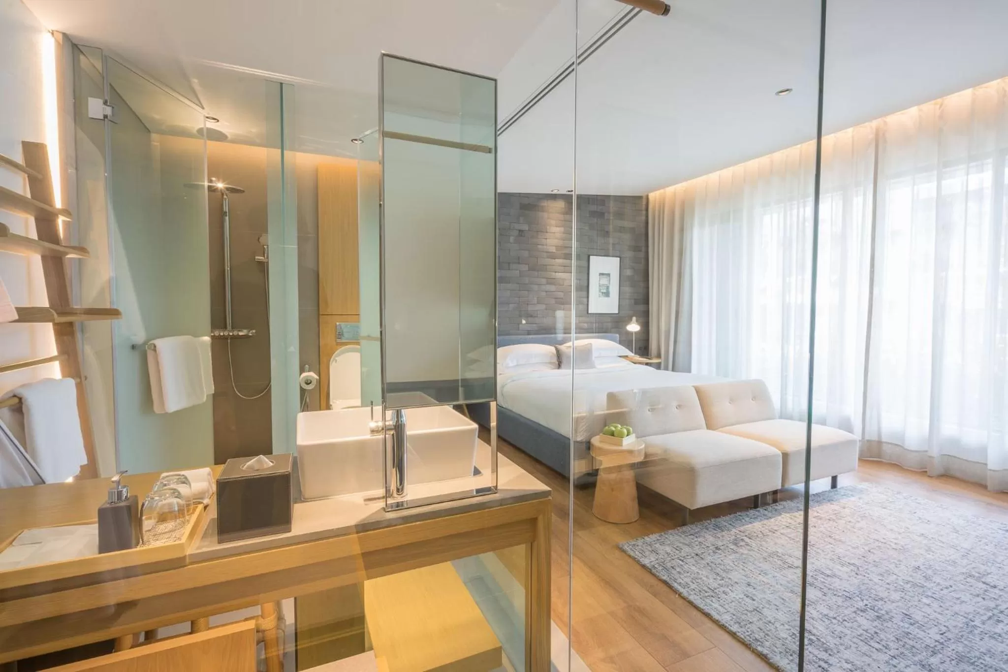 Bathroom, Bed in Ad Lib Hotel Bangkok