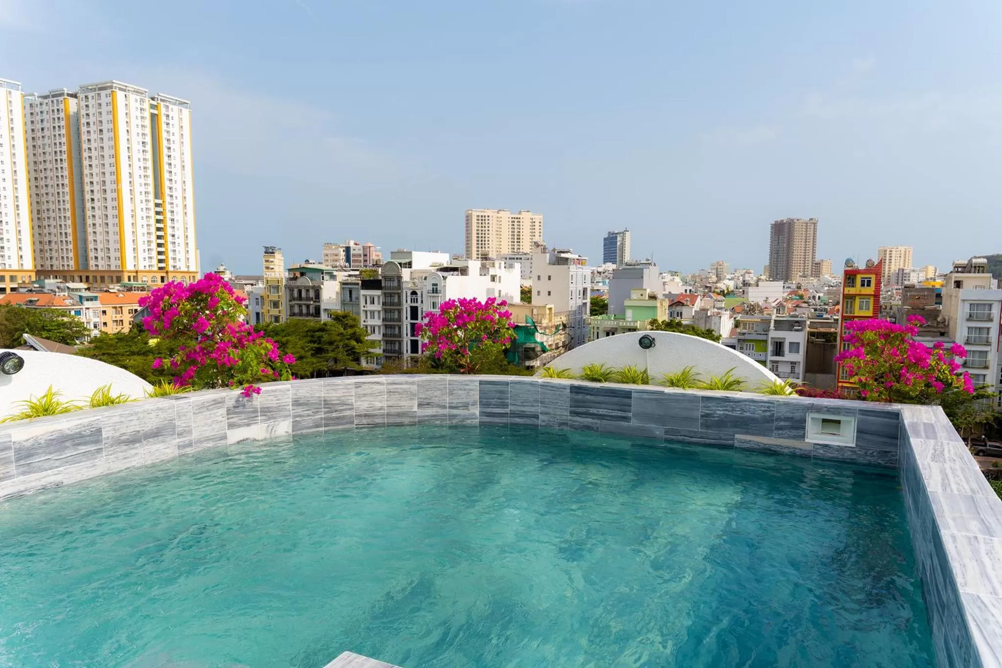 Swimming pool in La Casa Boutique Hotel