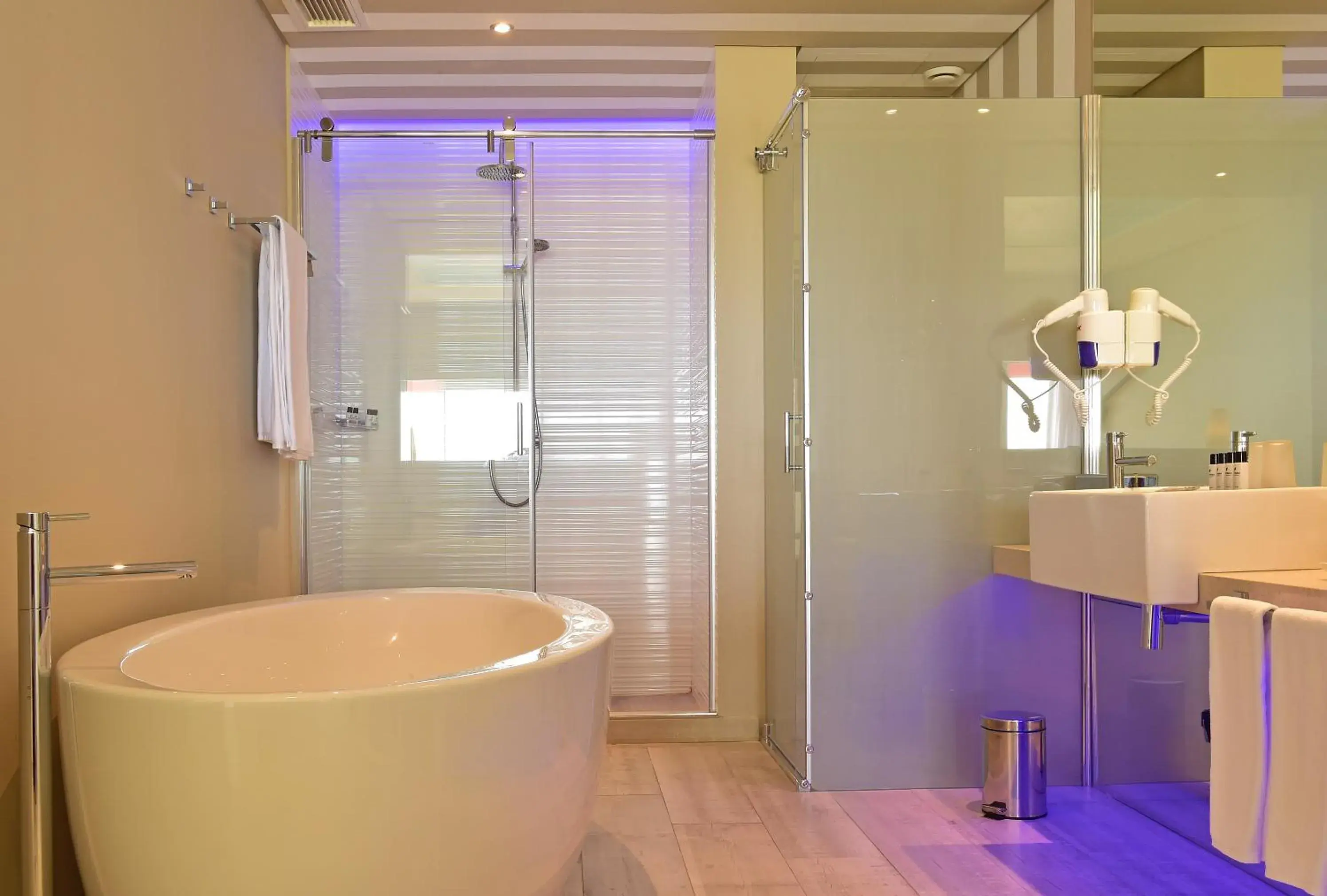 Bathroom in Pestana Alvor South Beach Premium Suite Hotel