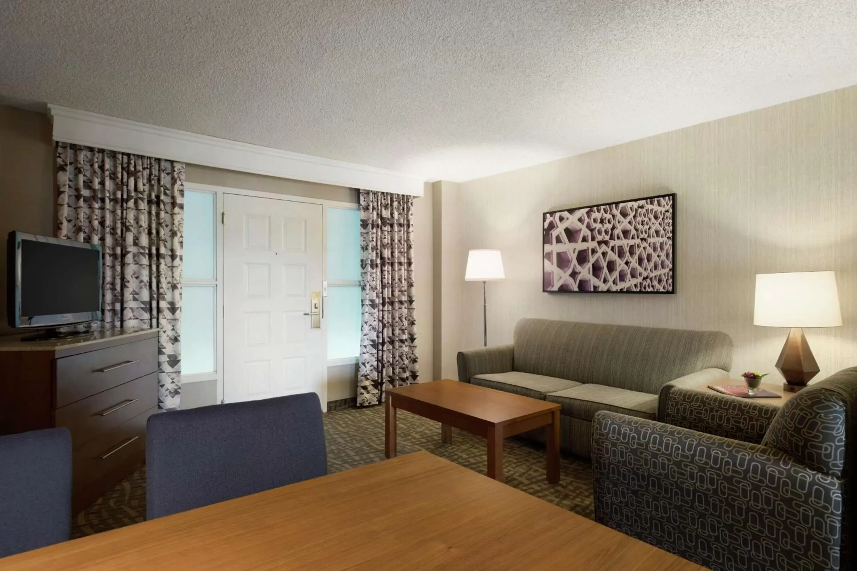 Bedroom, Seating Area in Embassy Suites by Hilton Santa Ana Orange County Airport