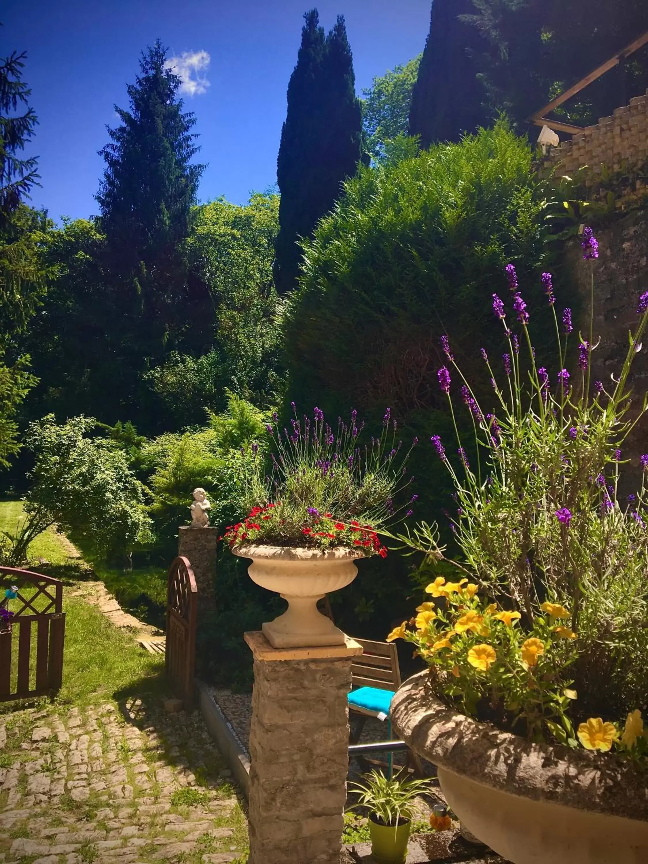 Garden in Domaine Du Moulin Vallée Heureuse