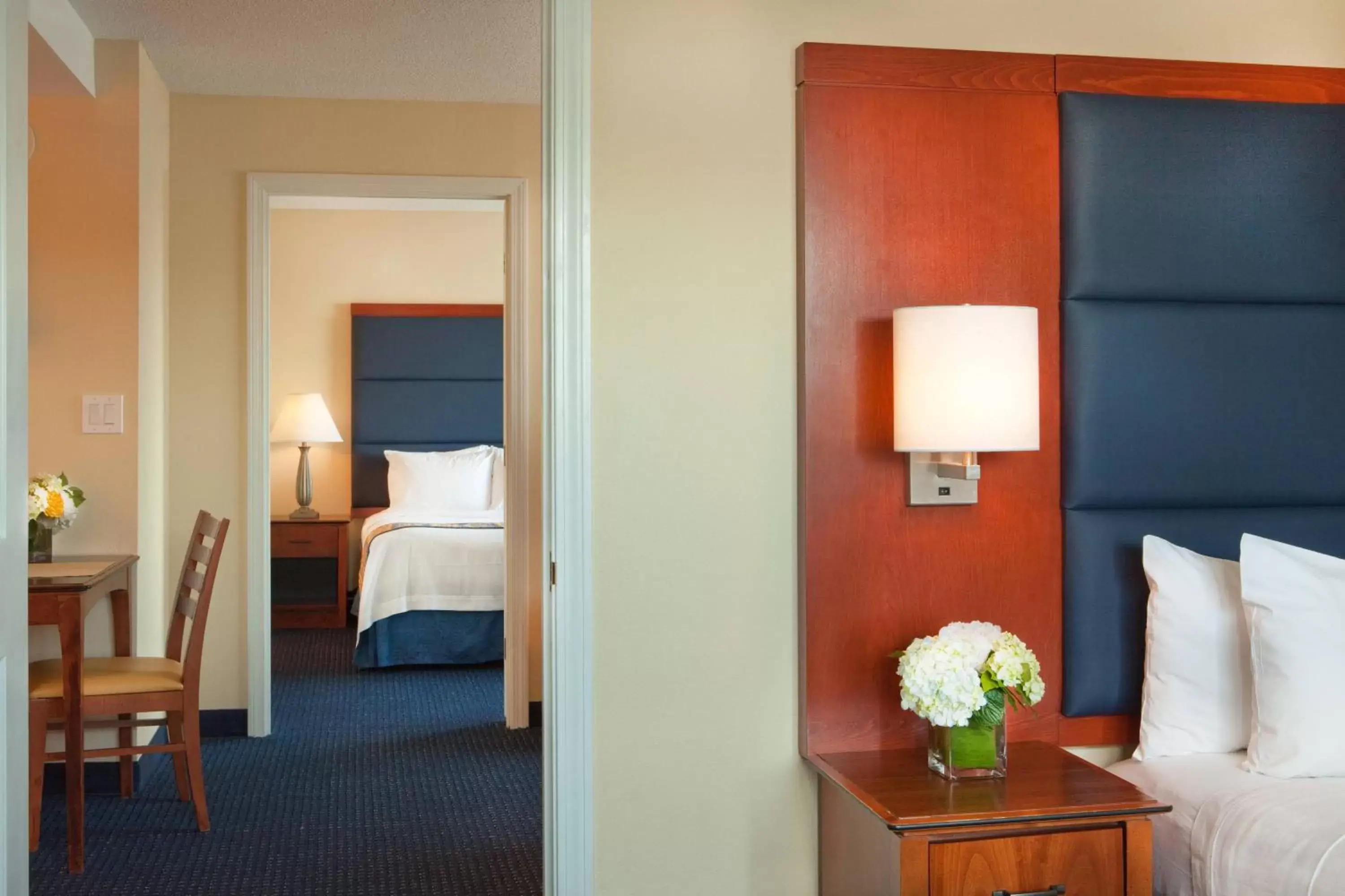 Bedroom, Bed in Residence Inn by Marriott Boston Harbor on Tudor Wharf