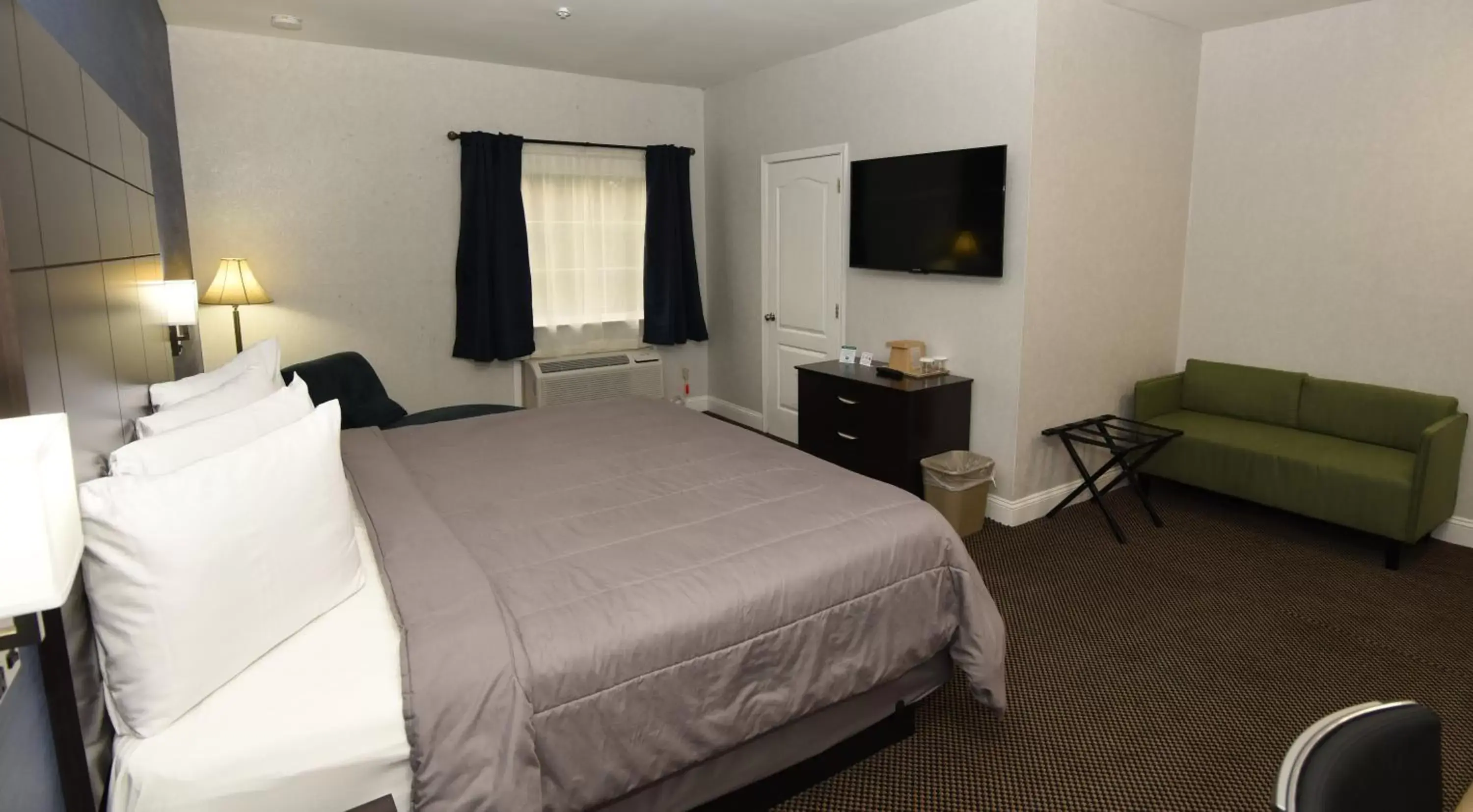Photo of the whole room, Bed in FairBridge Hotel Atlantic City