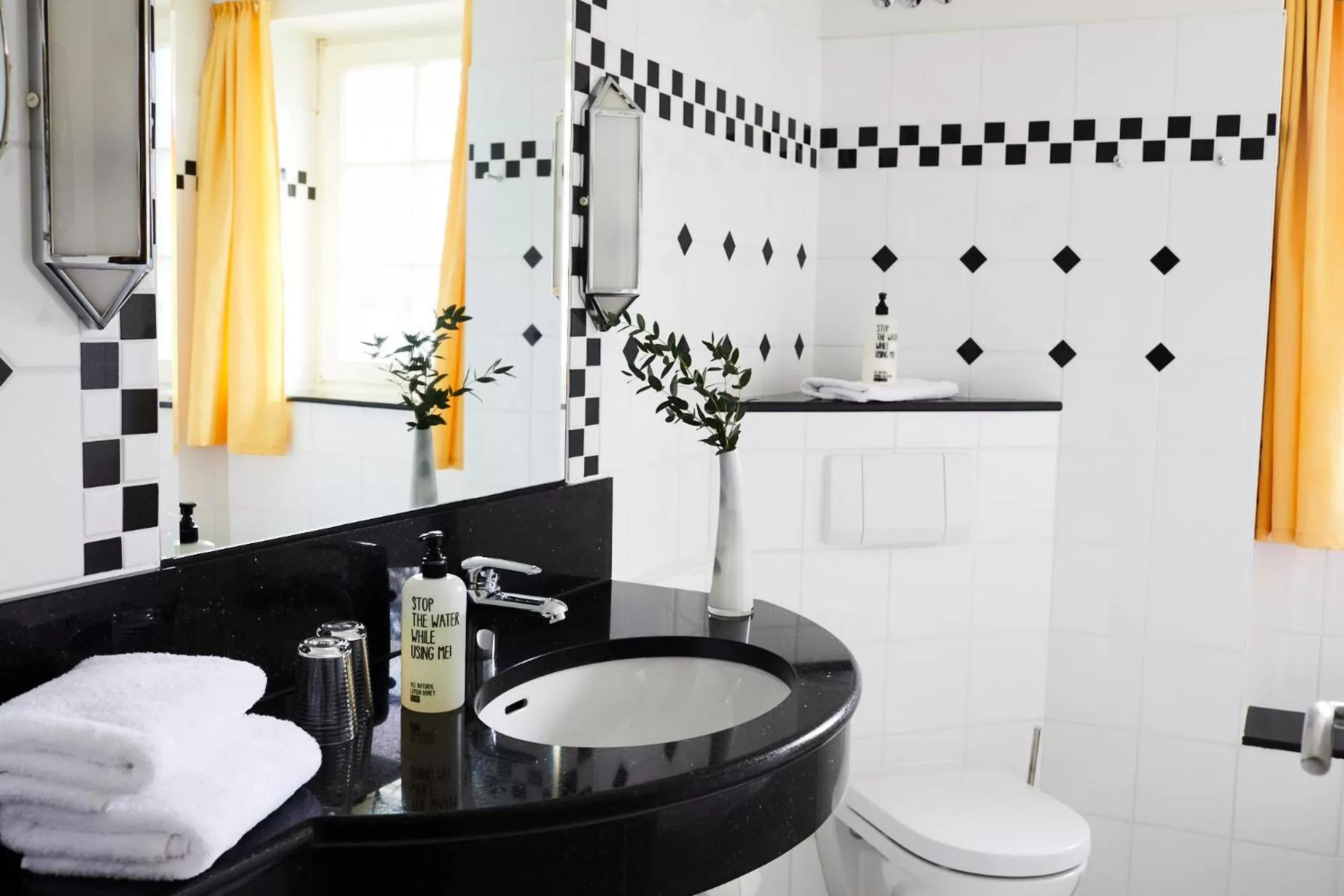 Photo of the whole room in Hotel Landhaus an de Dün