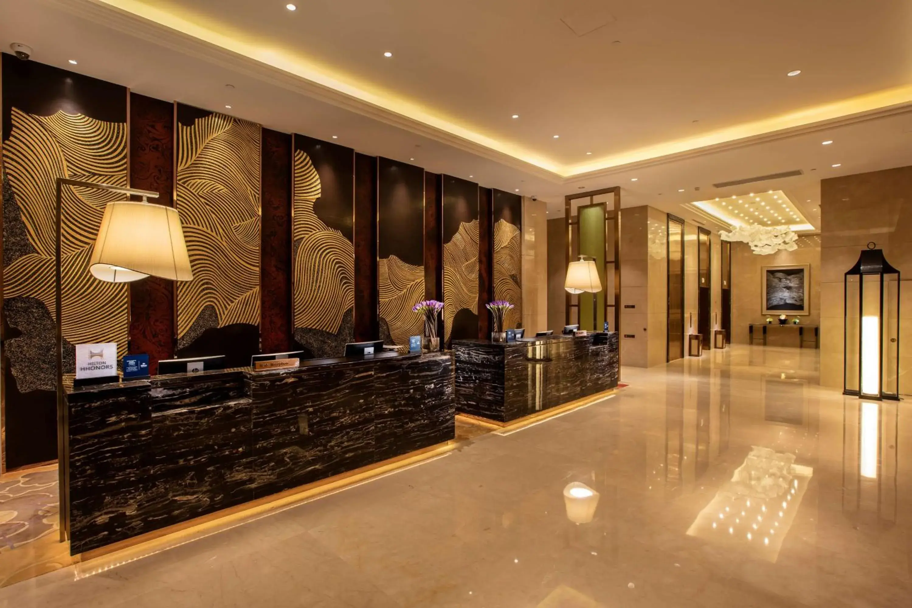 Lobby or reception in Hilton Wuhan Riverside