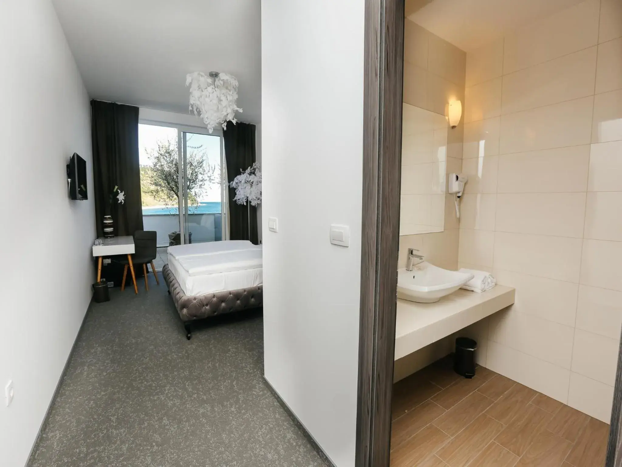 Photo of the whole room, Bathroom in Barbara Piran Beach Hotel