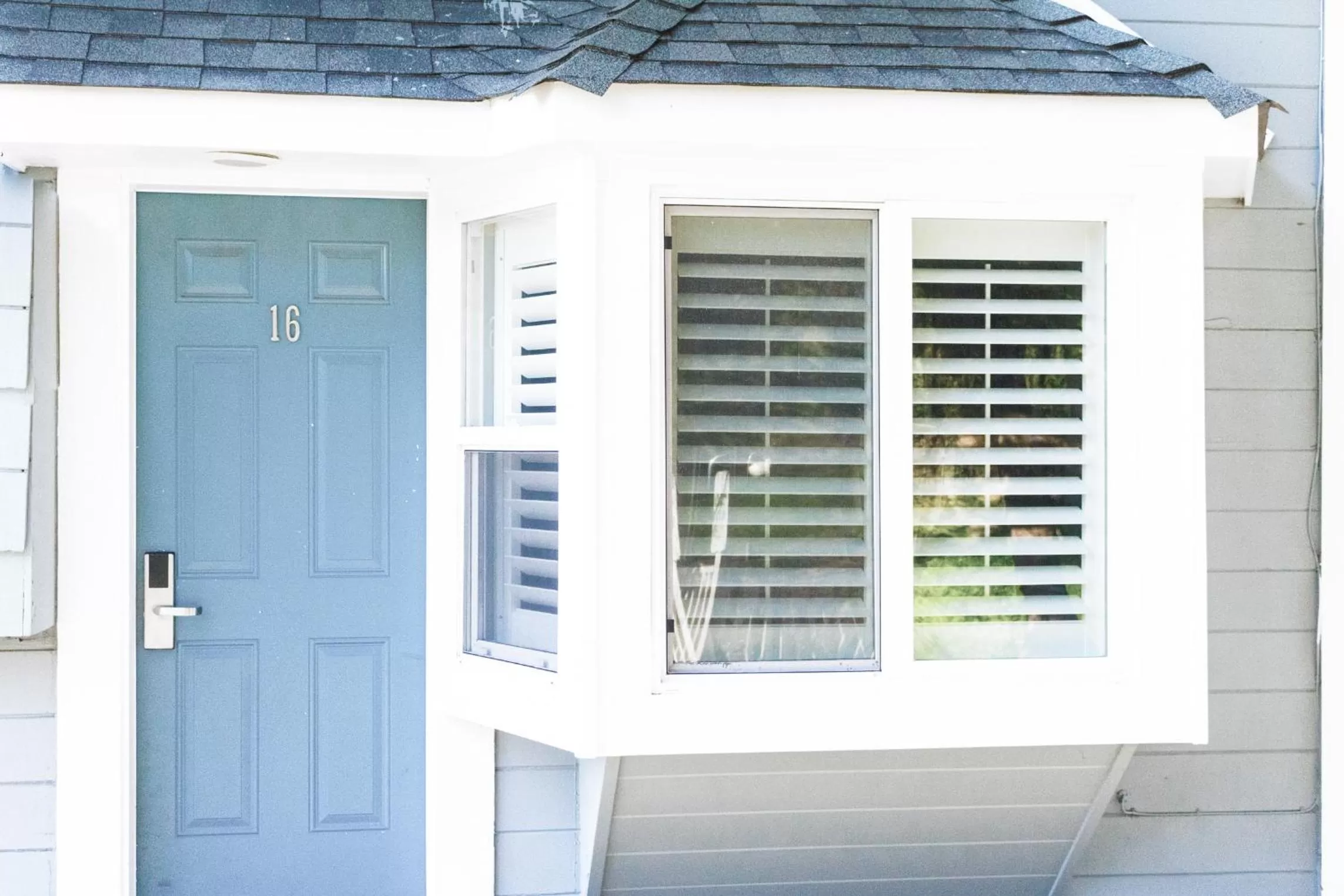 Facade/entrance in Ocean Echo Inn & Beach Cottages