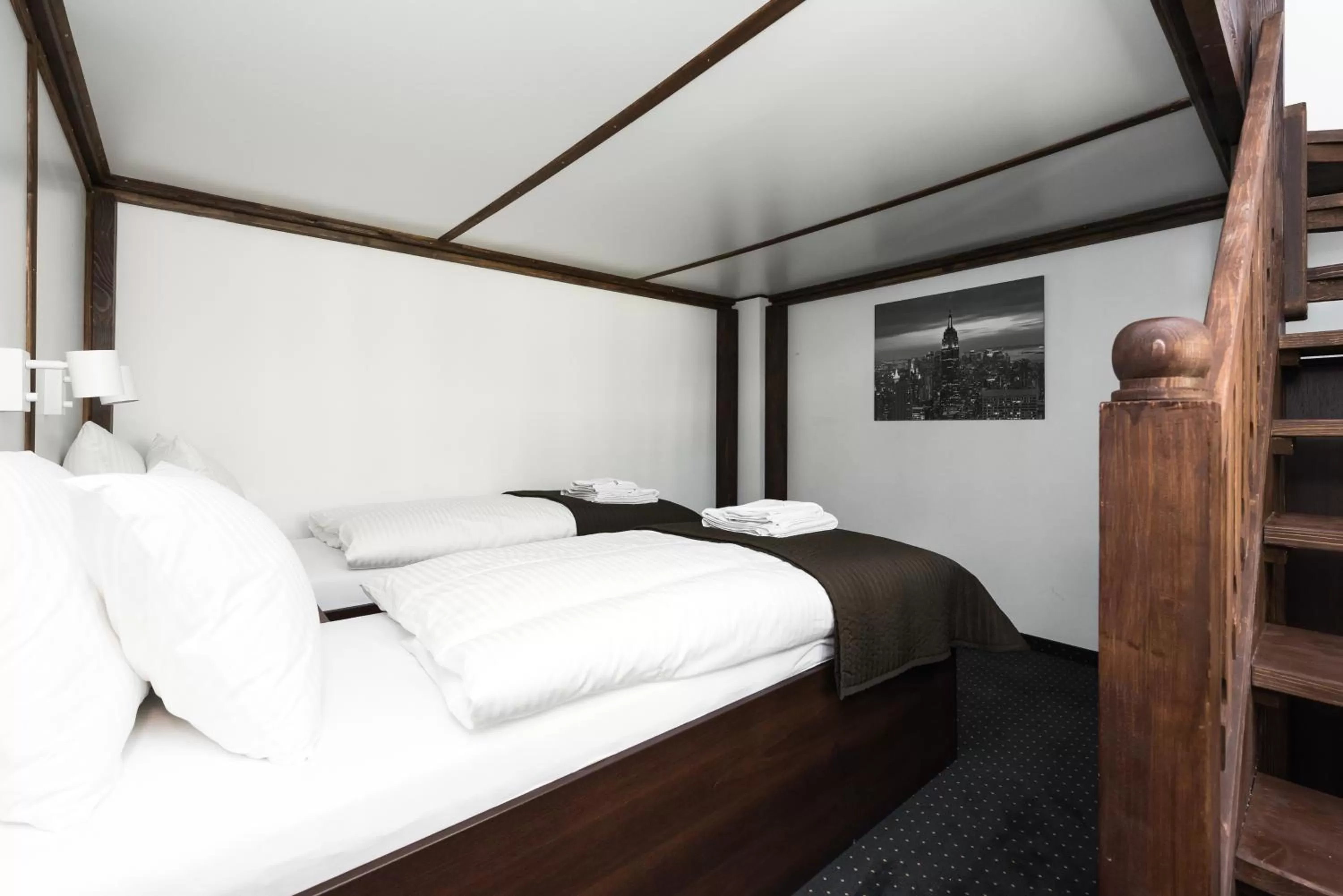 Bedroom, Bed in Rembrandt Aparthotel