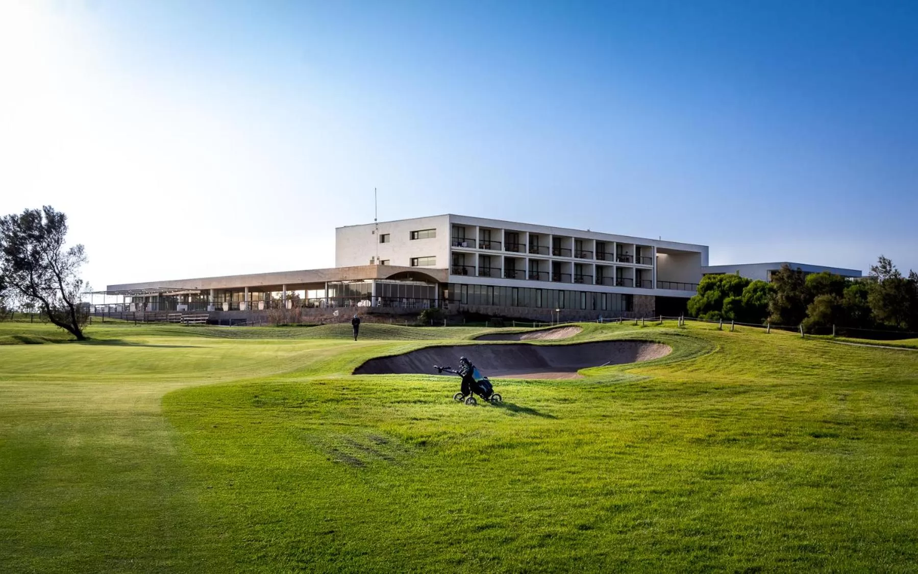 Property building in Parador de El Saler