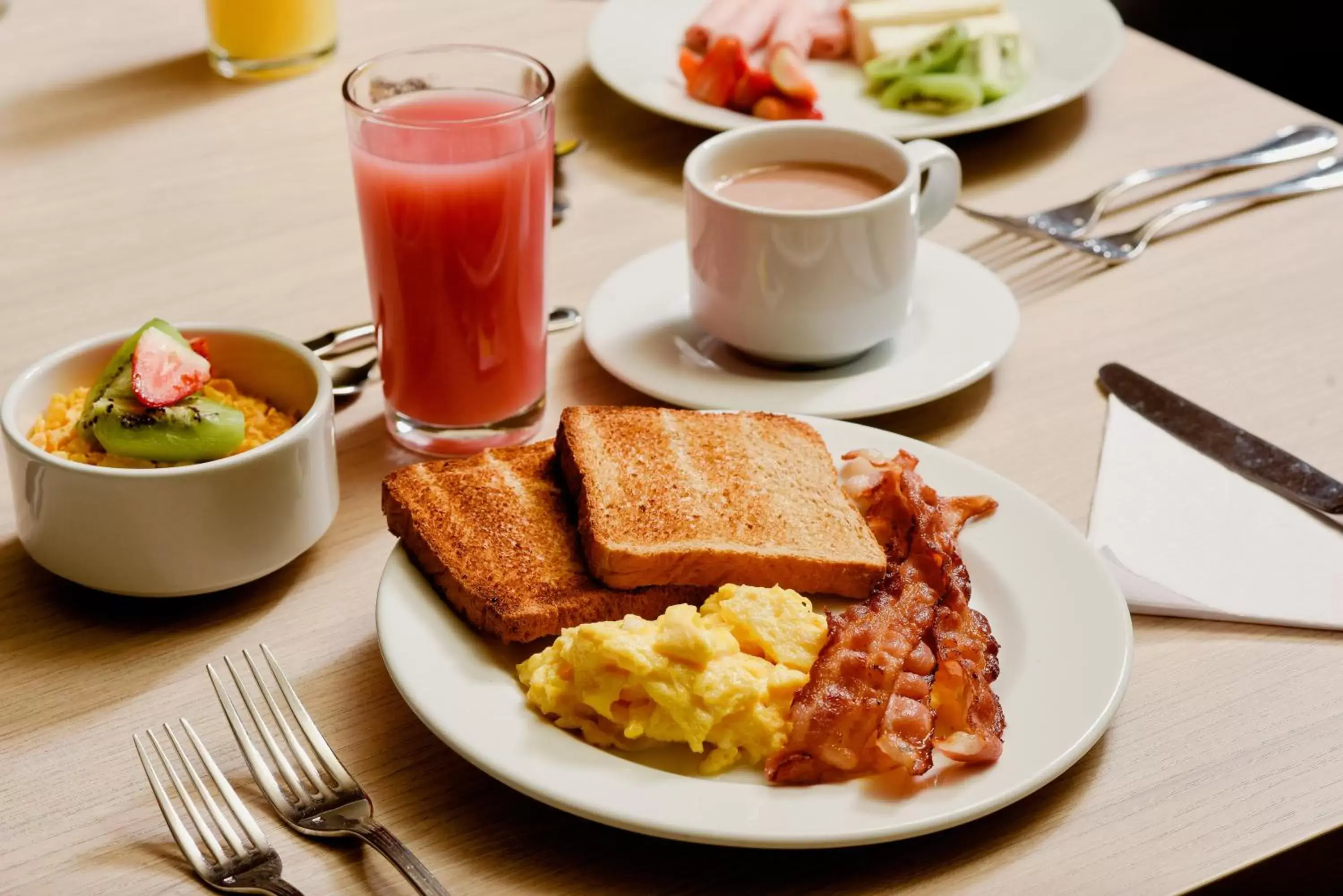 Breakfast in Wyndham Garden Barranquilla