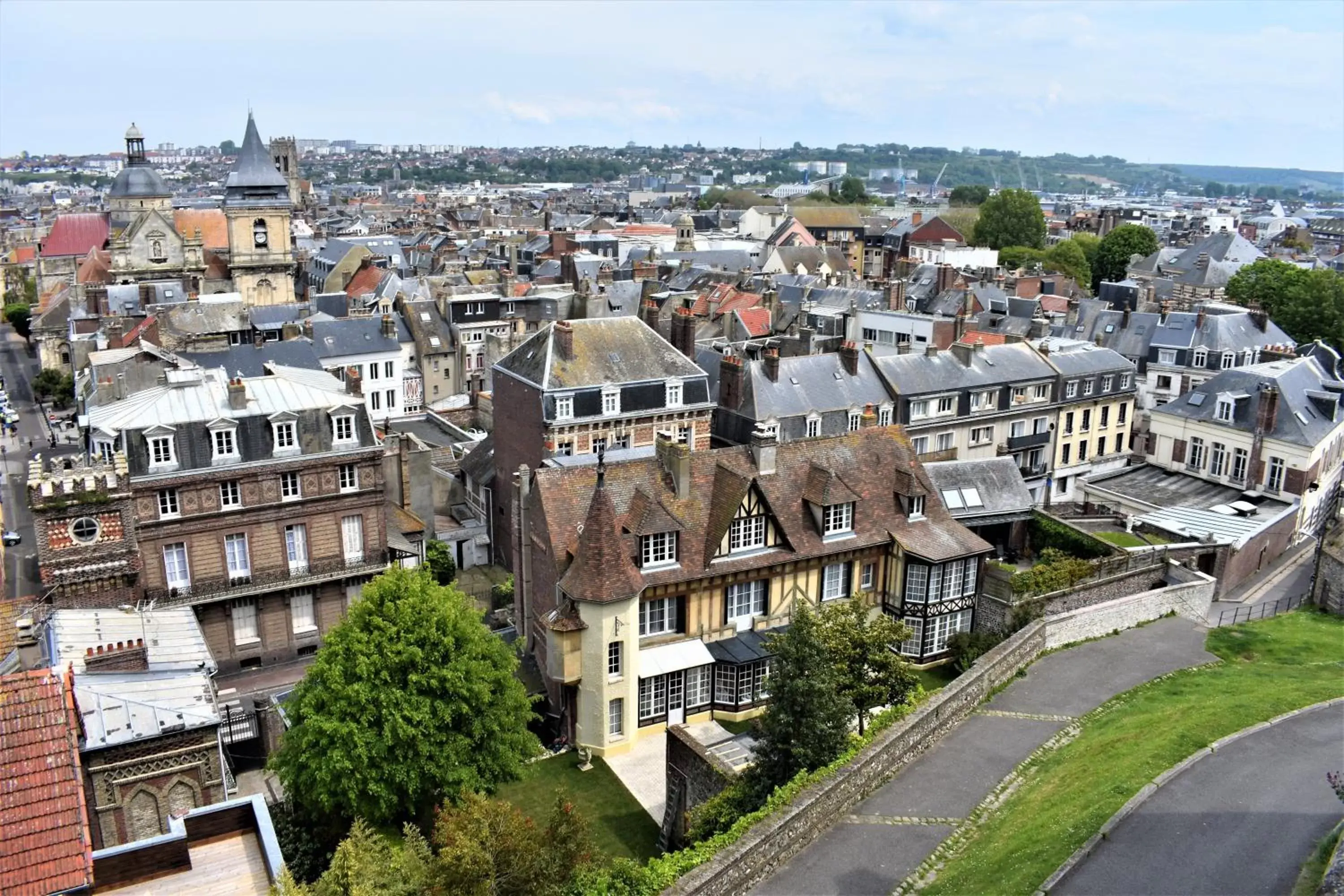 Property building, Bird's-eye View in Villa Castel Chambres d'hôtes B&B