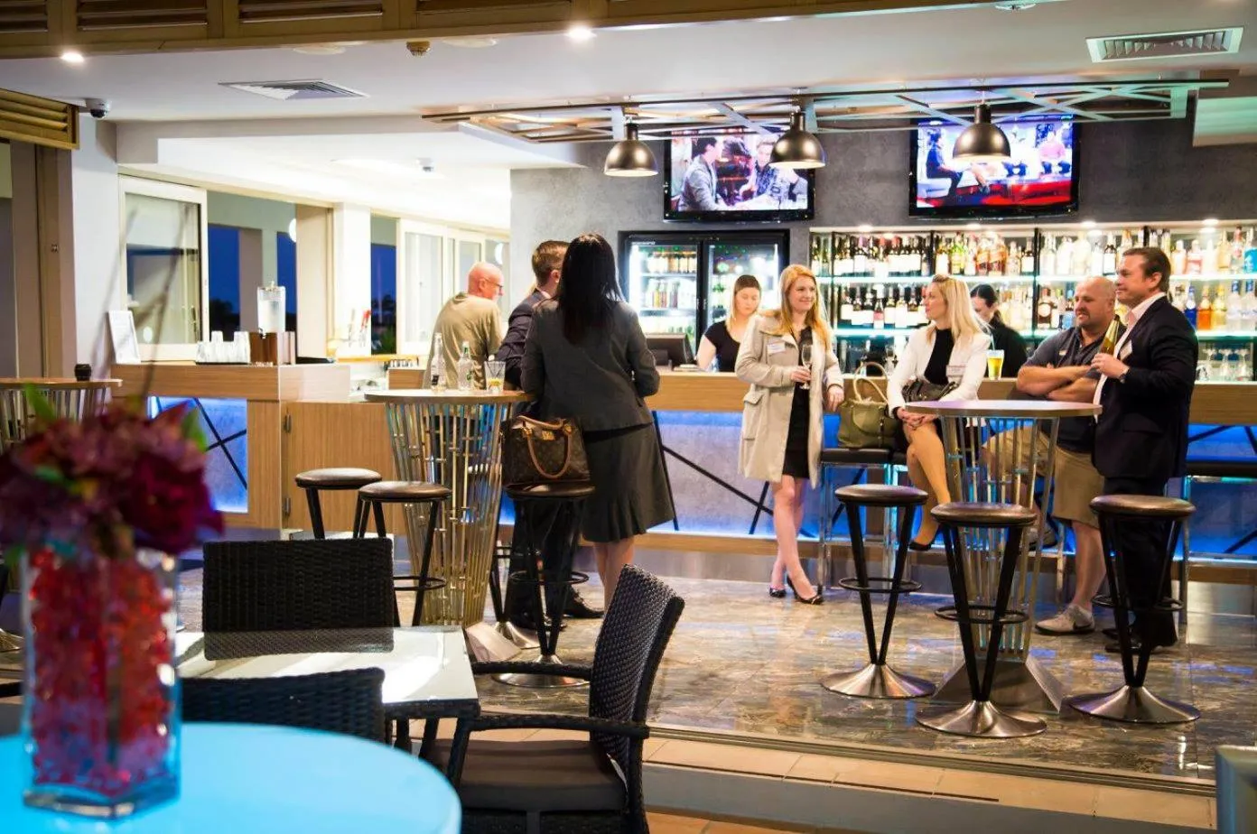 Lounge or bar in Hope Harbour Hotel