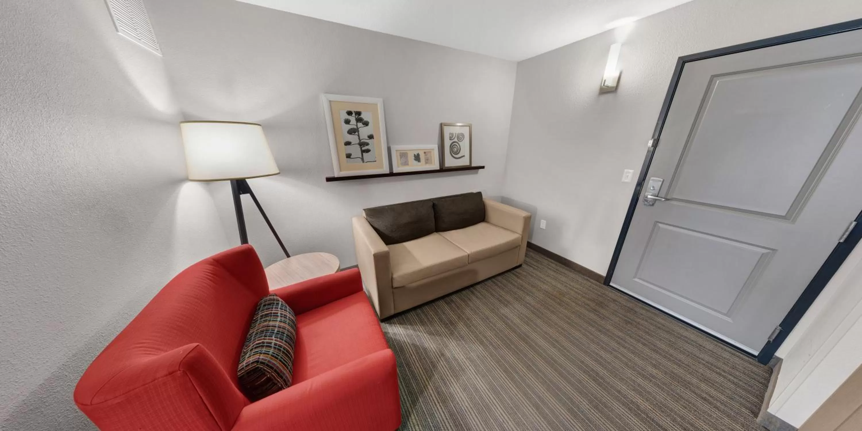 Seating area in Country Inn & Suites by Radisson, Fargo, ND