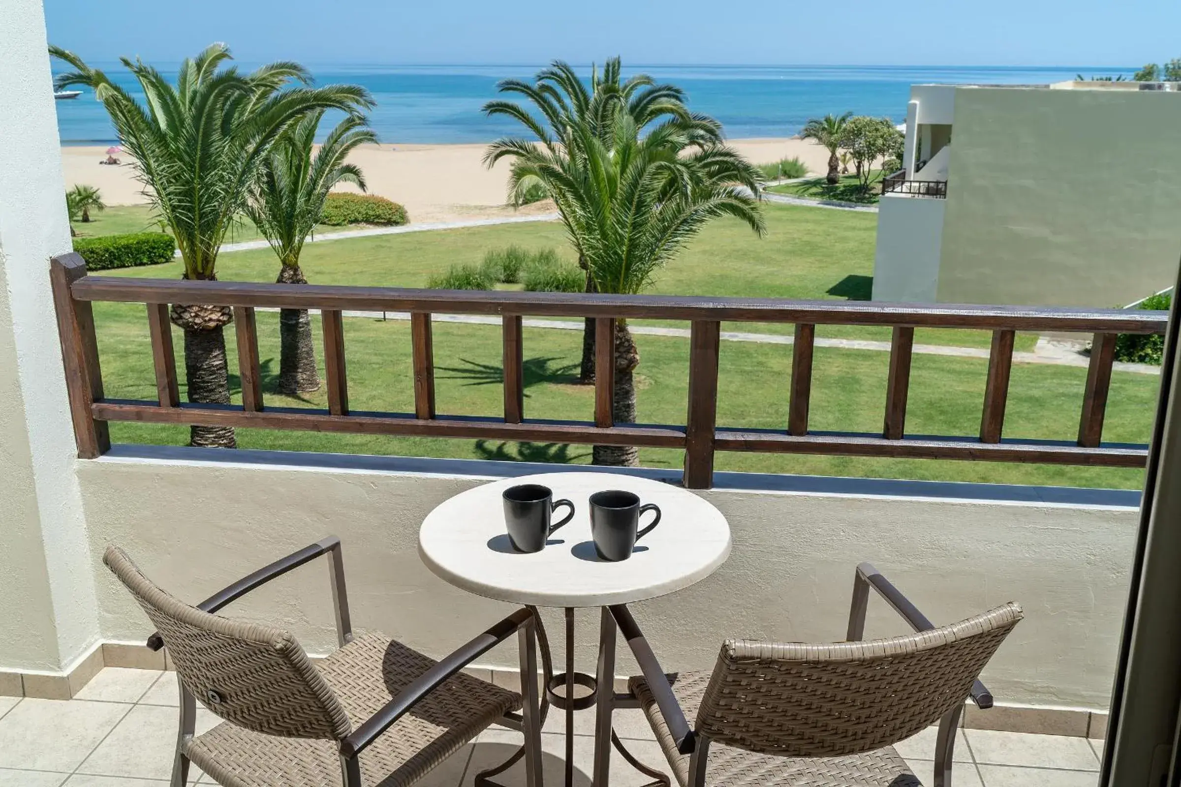 Balcony/Terrace in Pilot Beach Resort