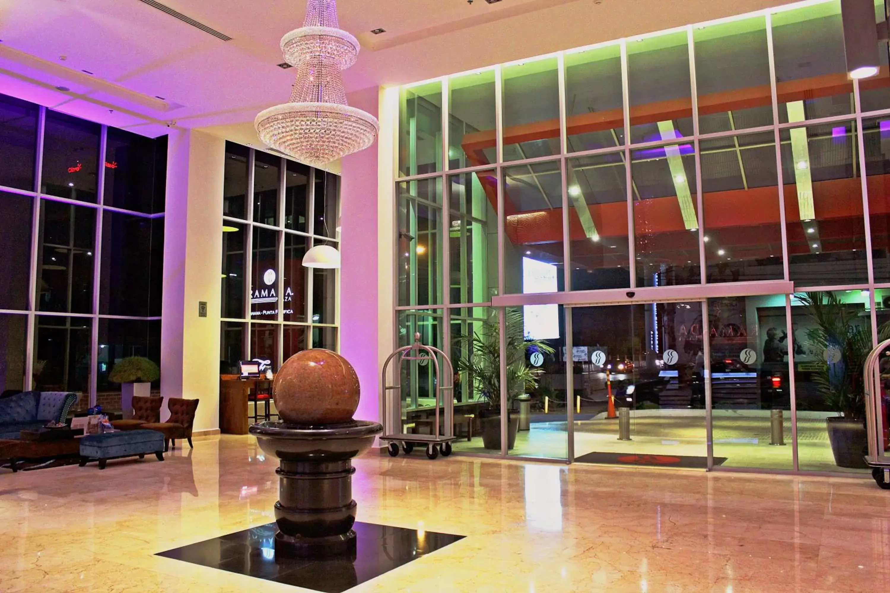 Lobby or reception in Ramada Plaza by Wyndham Panama Punta Pacifica