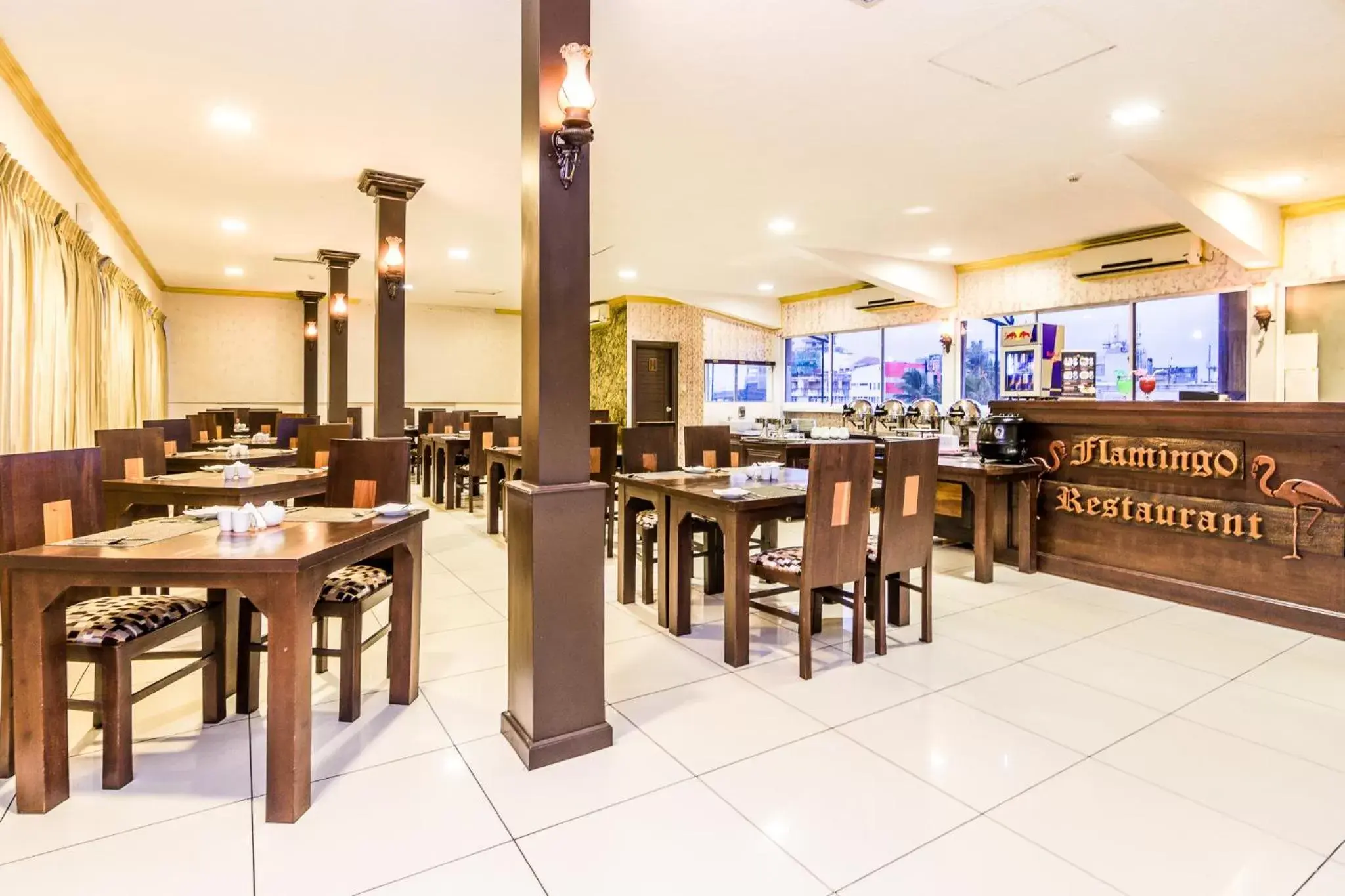 Restaurant/Places to Eat in Ceylon City Hotel,Colombo