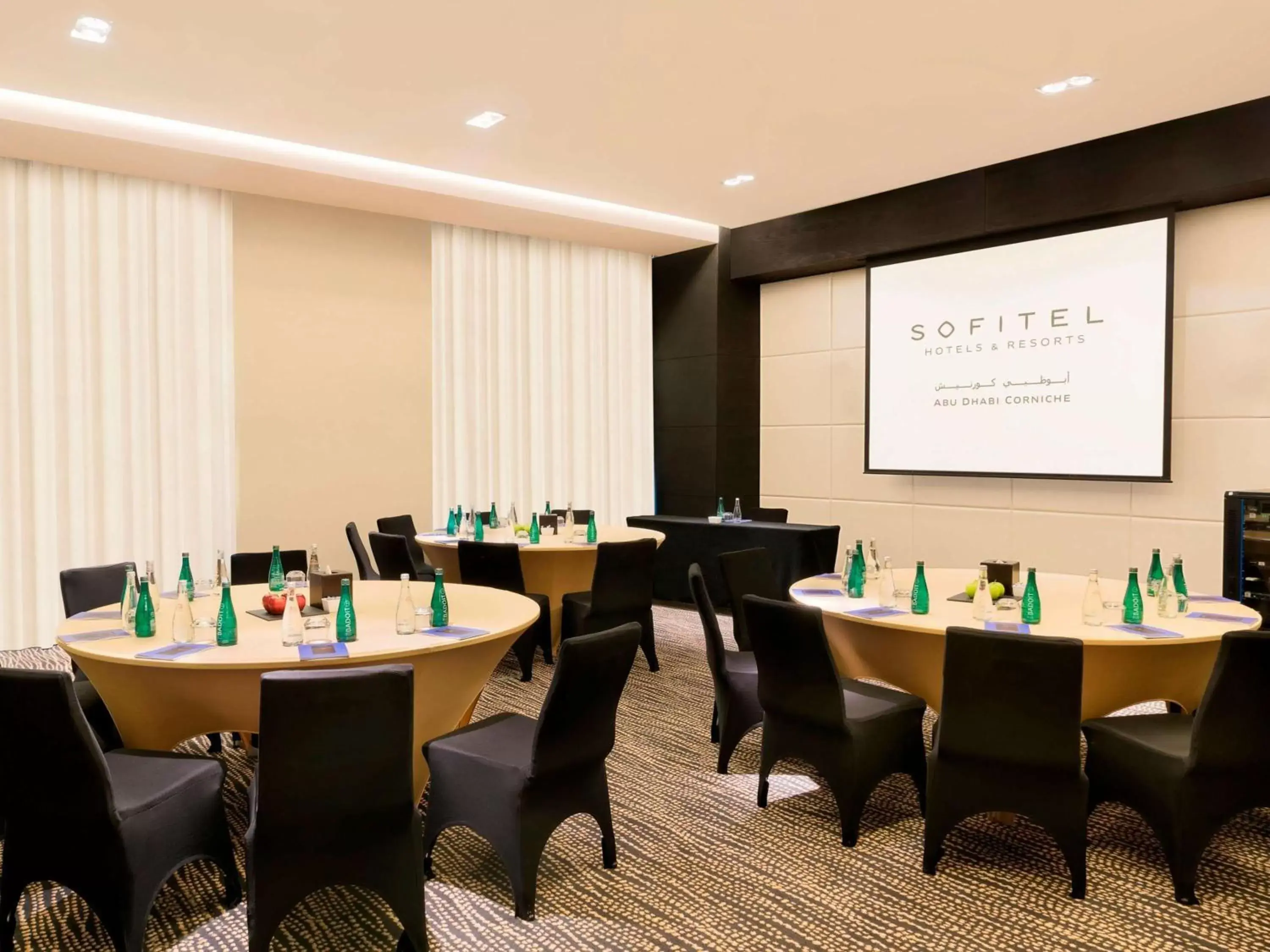 Meeting/conference room in Sofitel Abu Dhabi Corniche