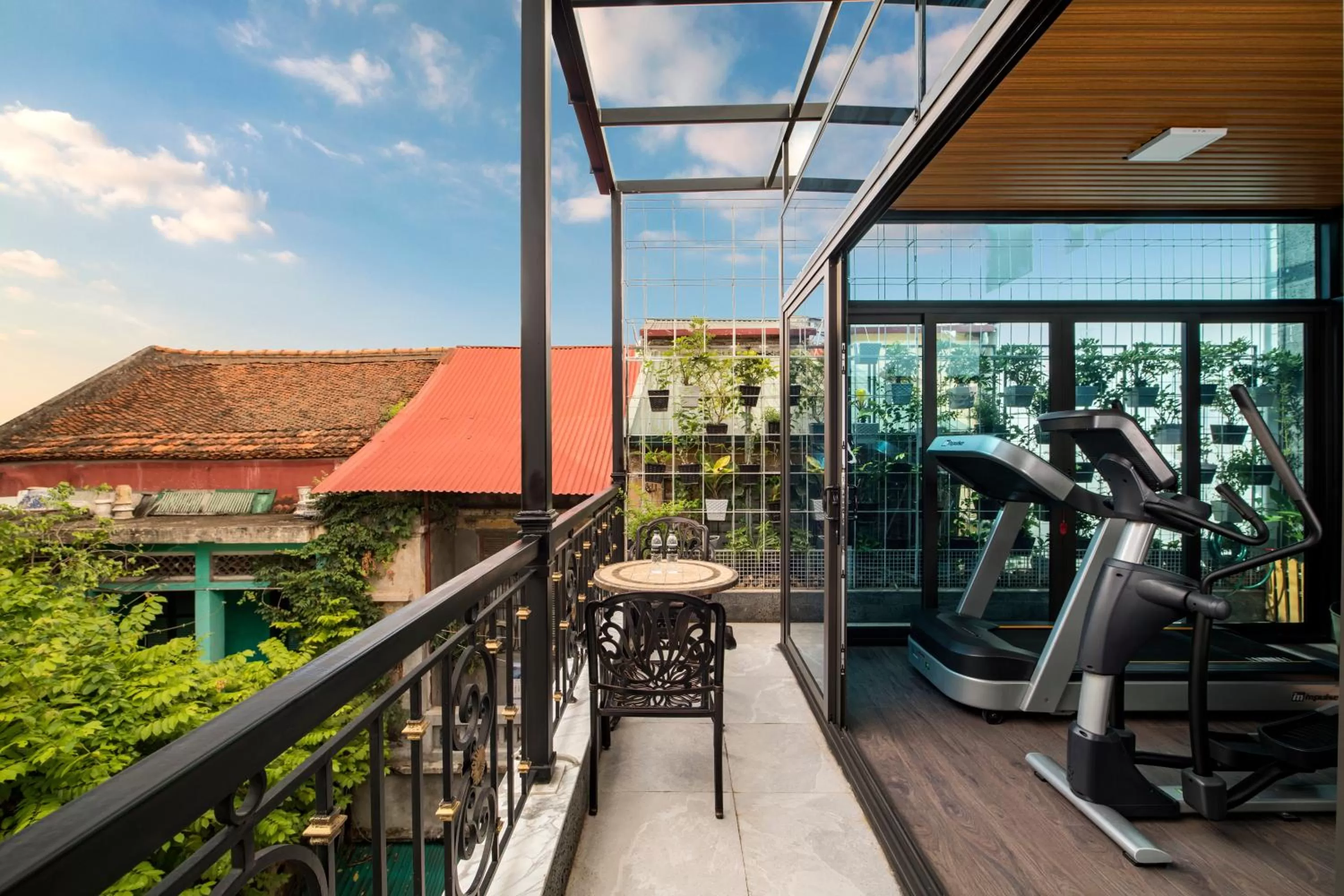 Fitness centre/facilities in Soleil Boutique Hotel Hanoi