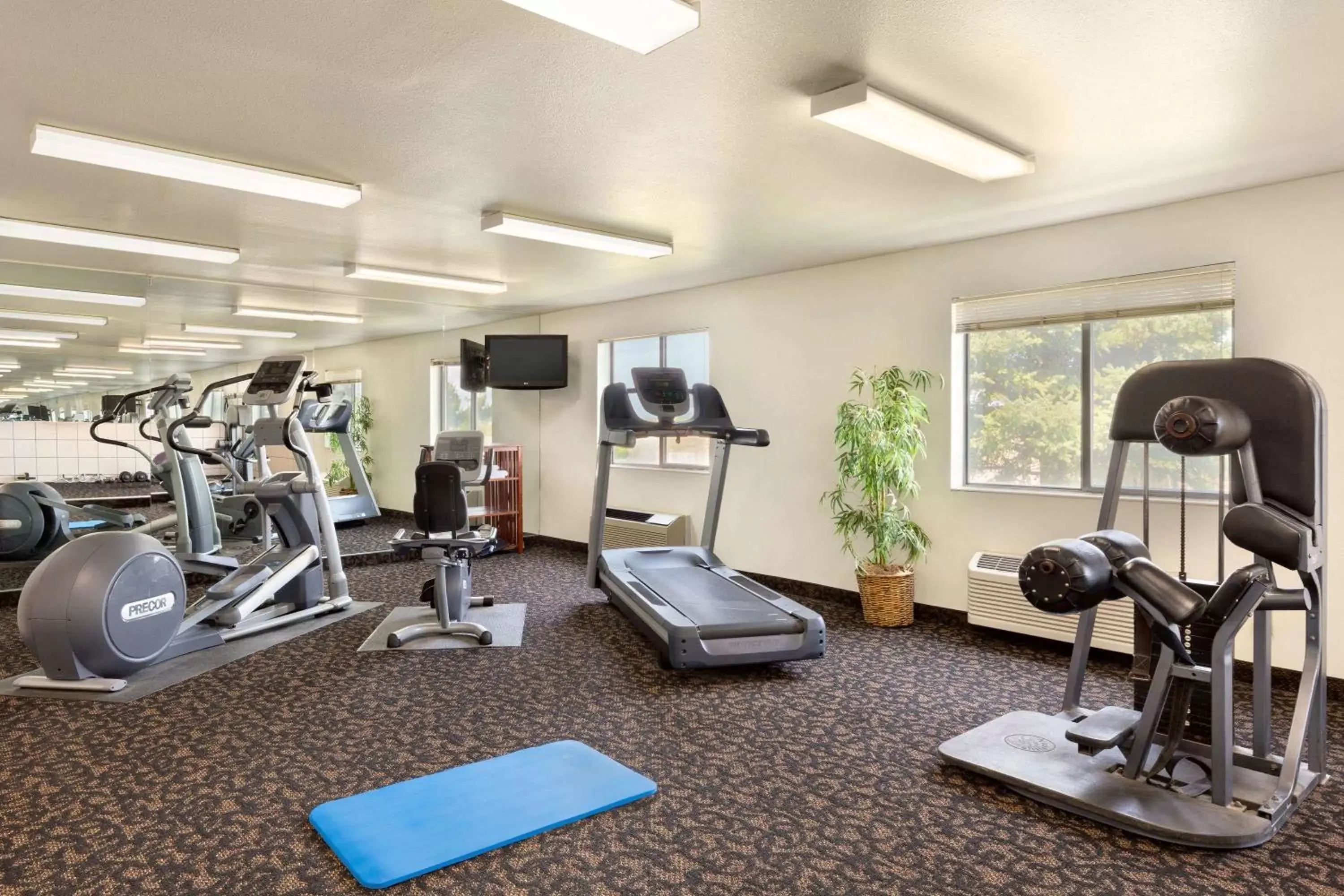 Fitness centre/facilities, Fitness Center/Facilities in Travelodge by Wyndham Sharon Springs