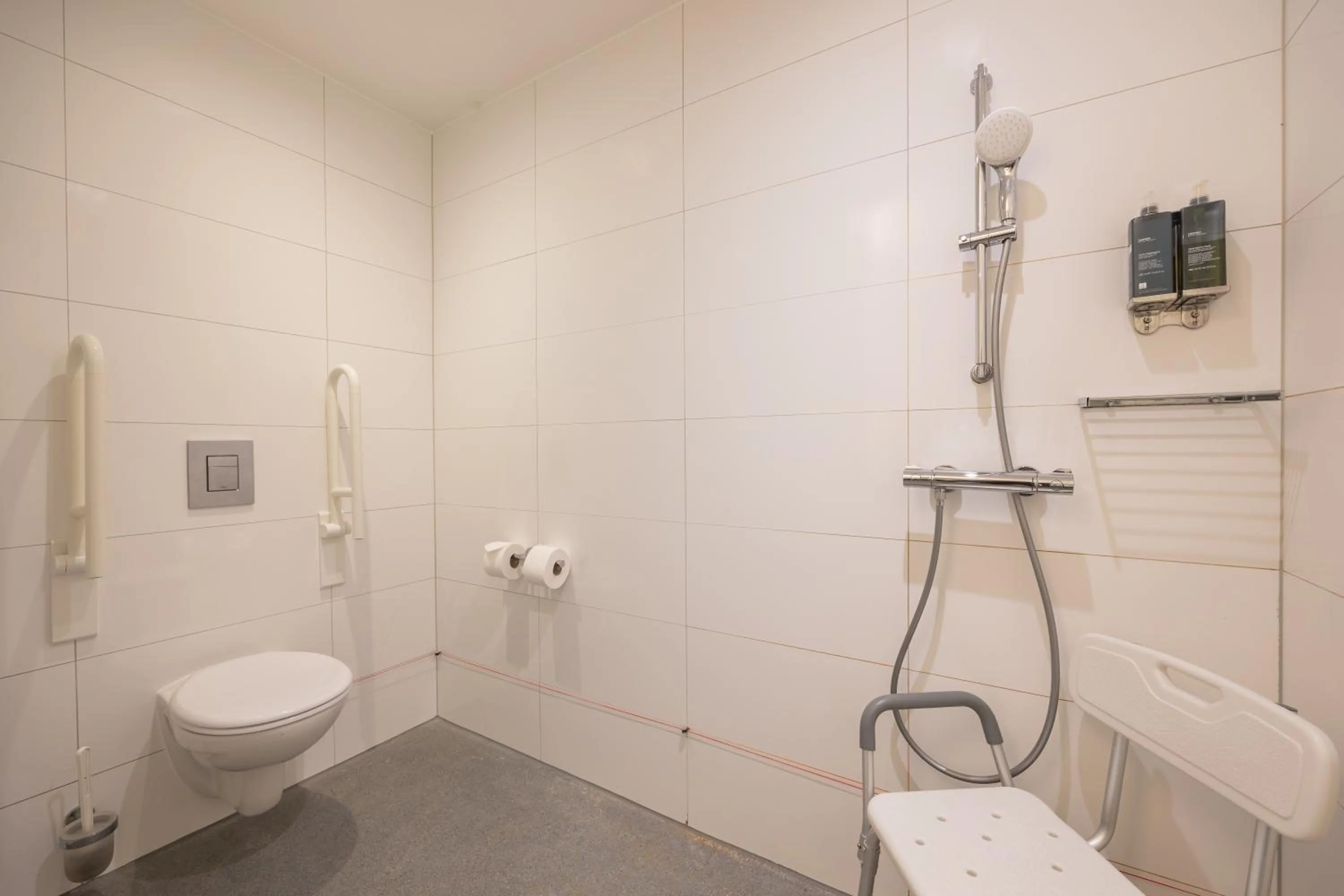 Bedroom in Amrâth Berghotel Amersfoort