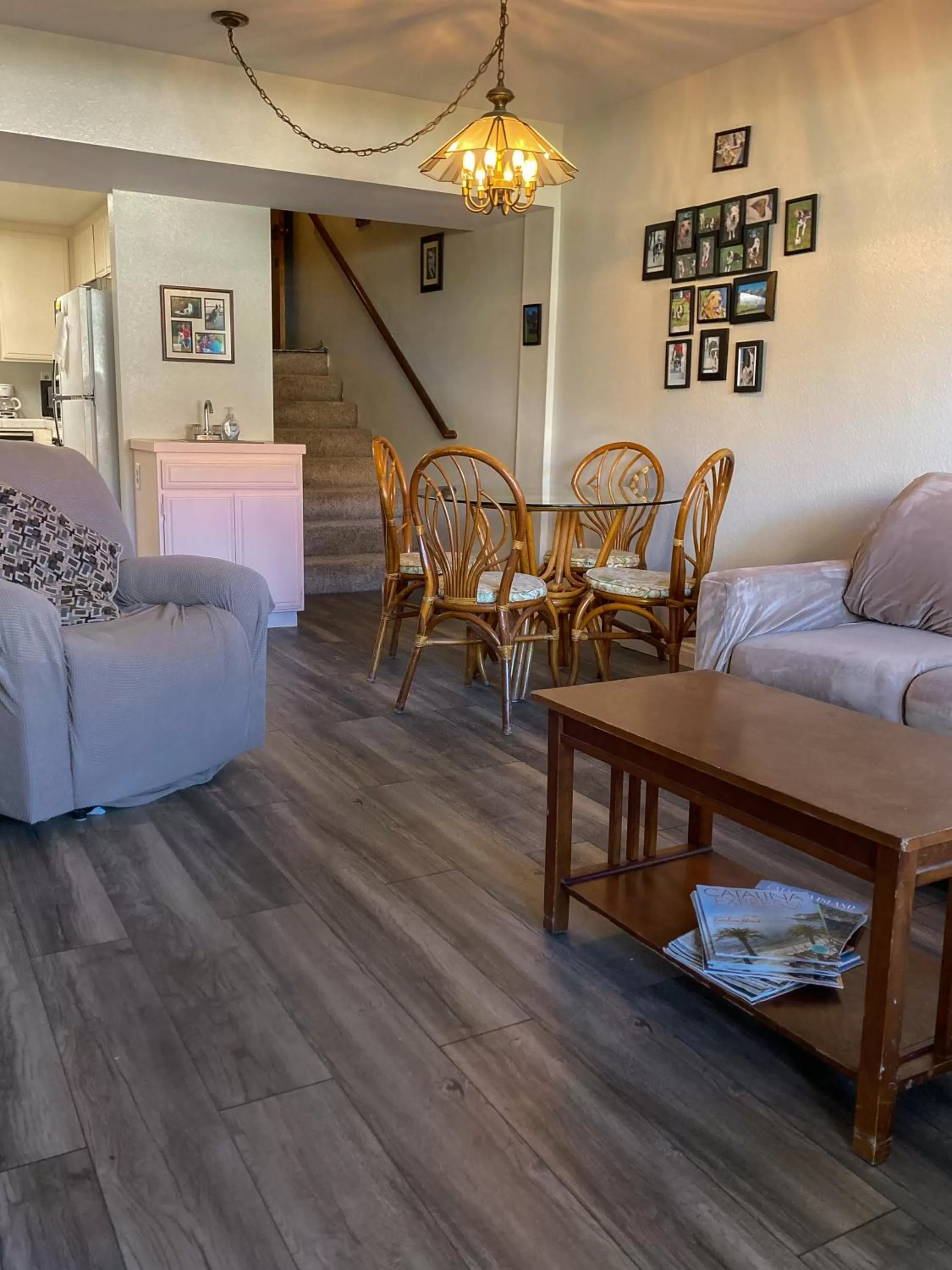 Dining area in Catalina's Got Cart Condo