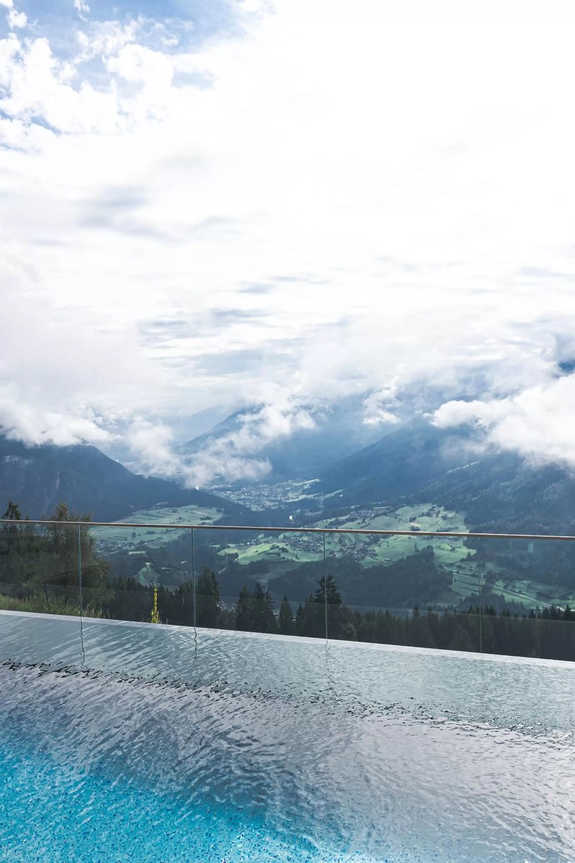 Swimming pool in Puitalm - Natur I Apart I Hotel