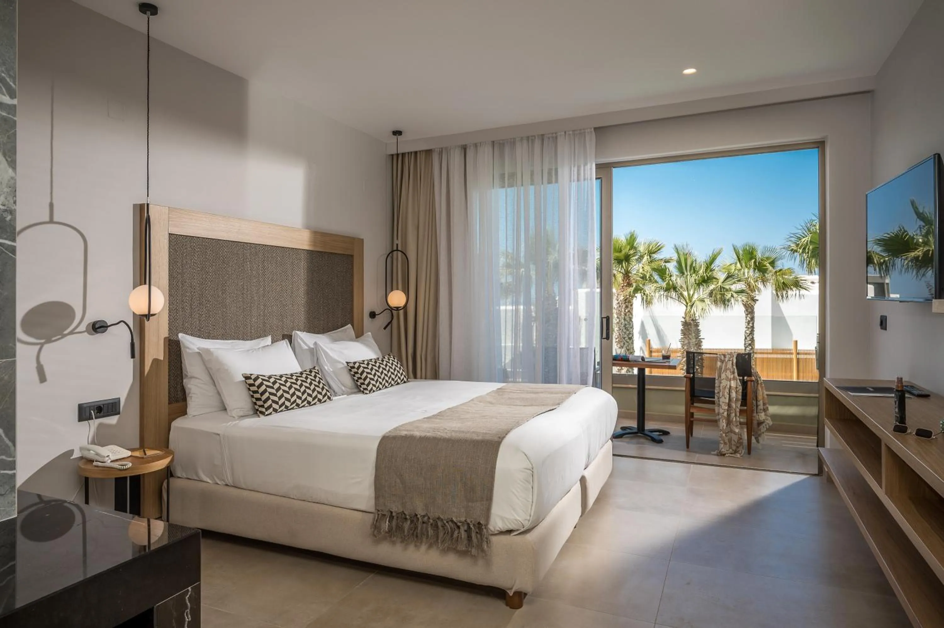 Bed in Stella Palace Aqua Park Resort