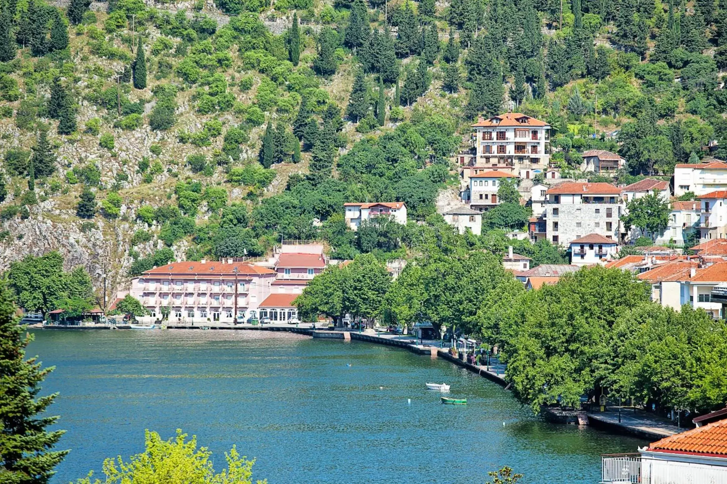 Lake view, Bird's-eye View in Keletron Hotel