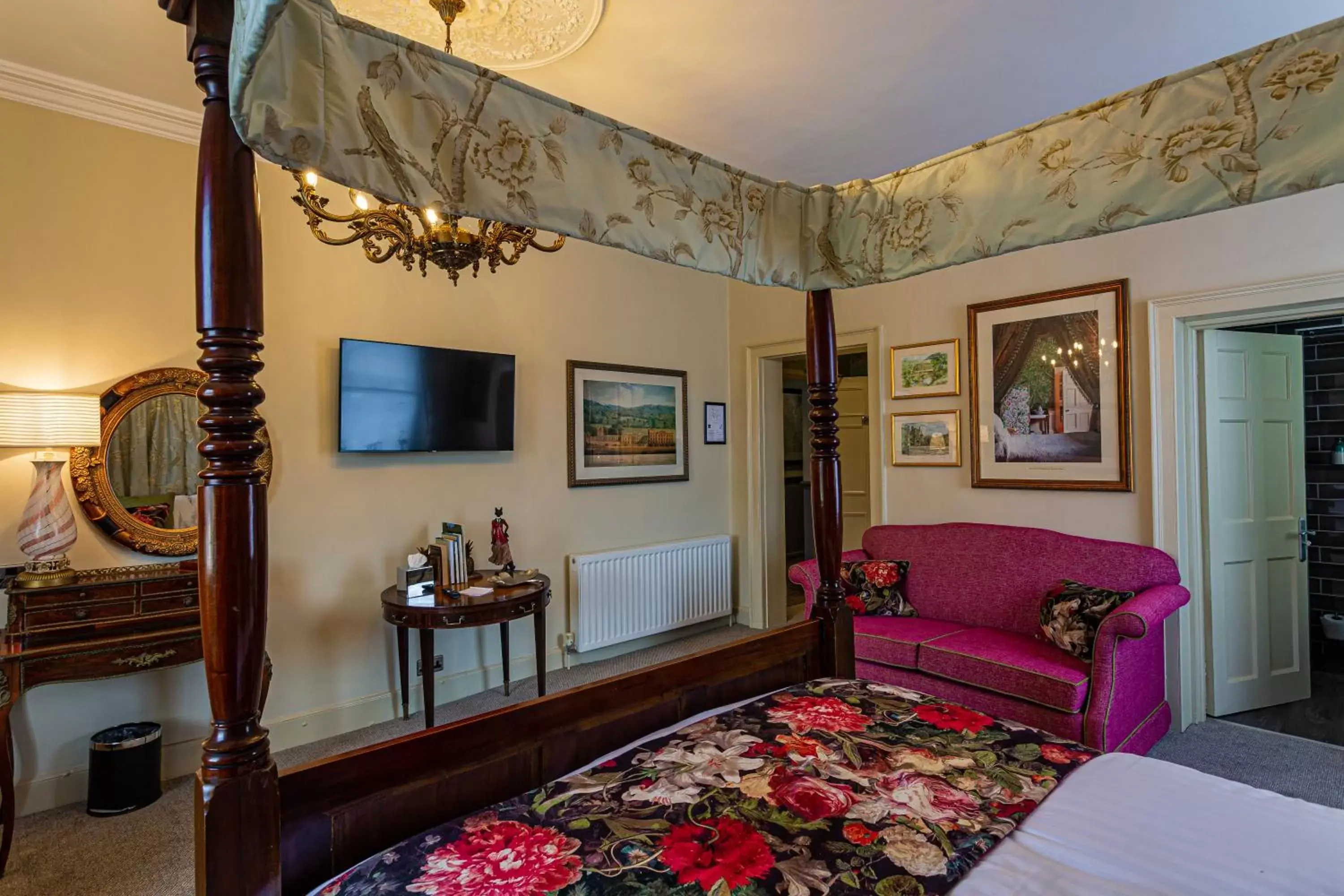 Bedroom, Seating Area in The Rutland Arms Hotel, Bakewell, Derbyshire