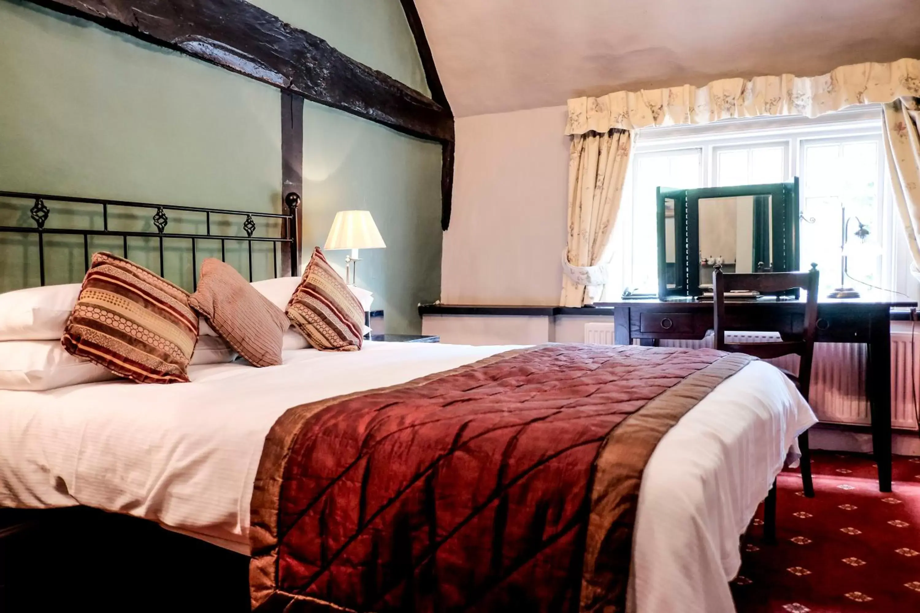 Bed in Bull Inn