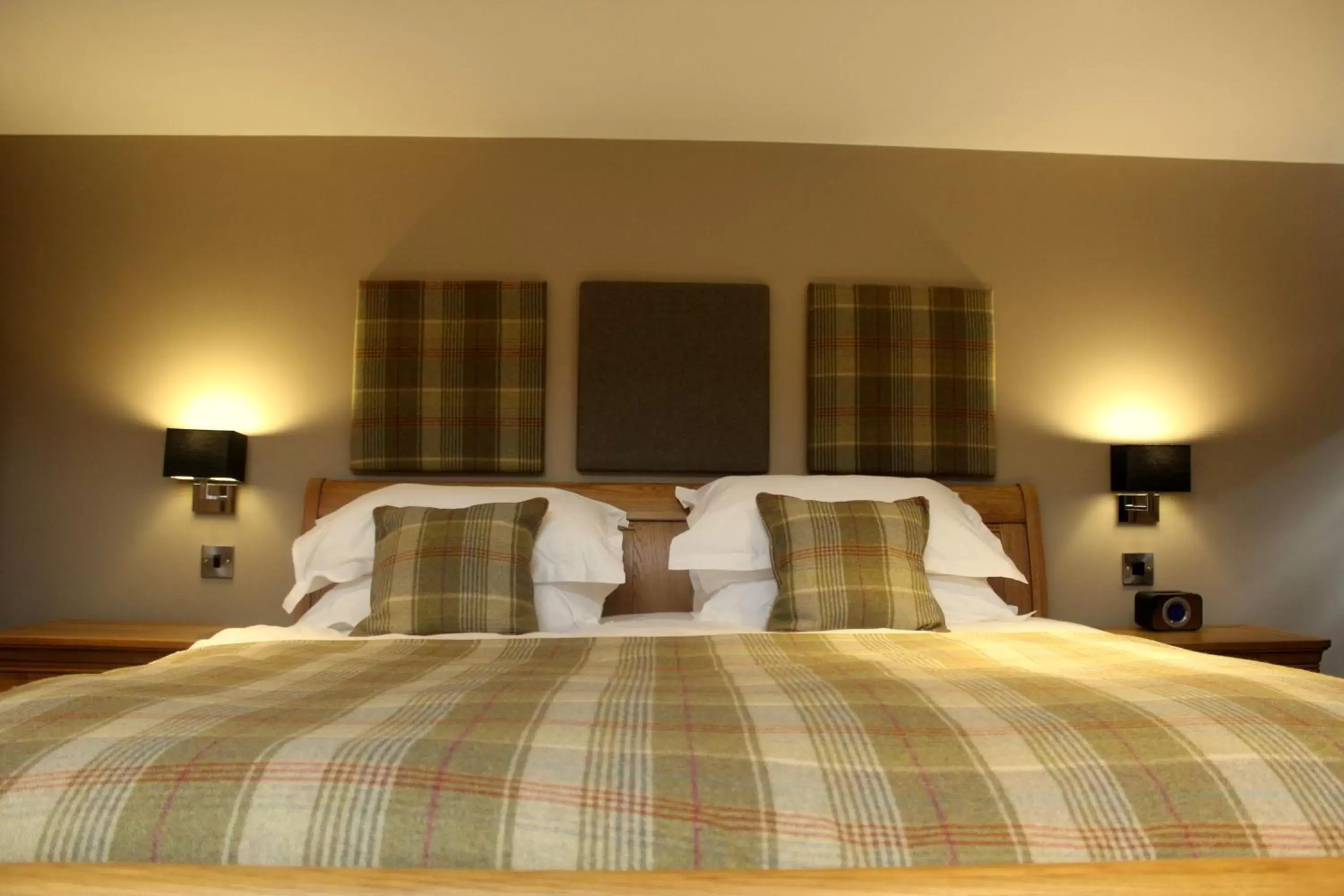 Bed in The Blue Bell at Arkendale