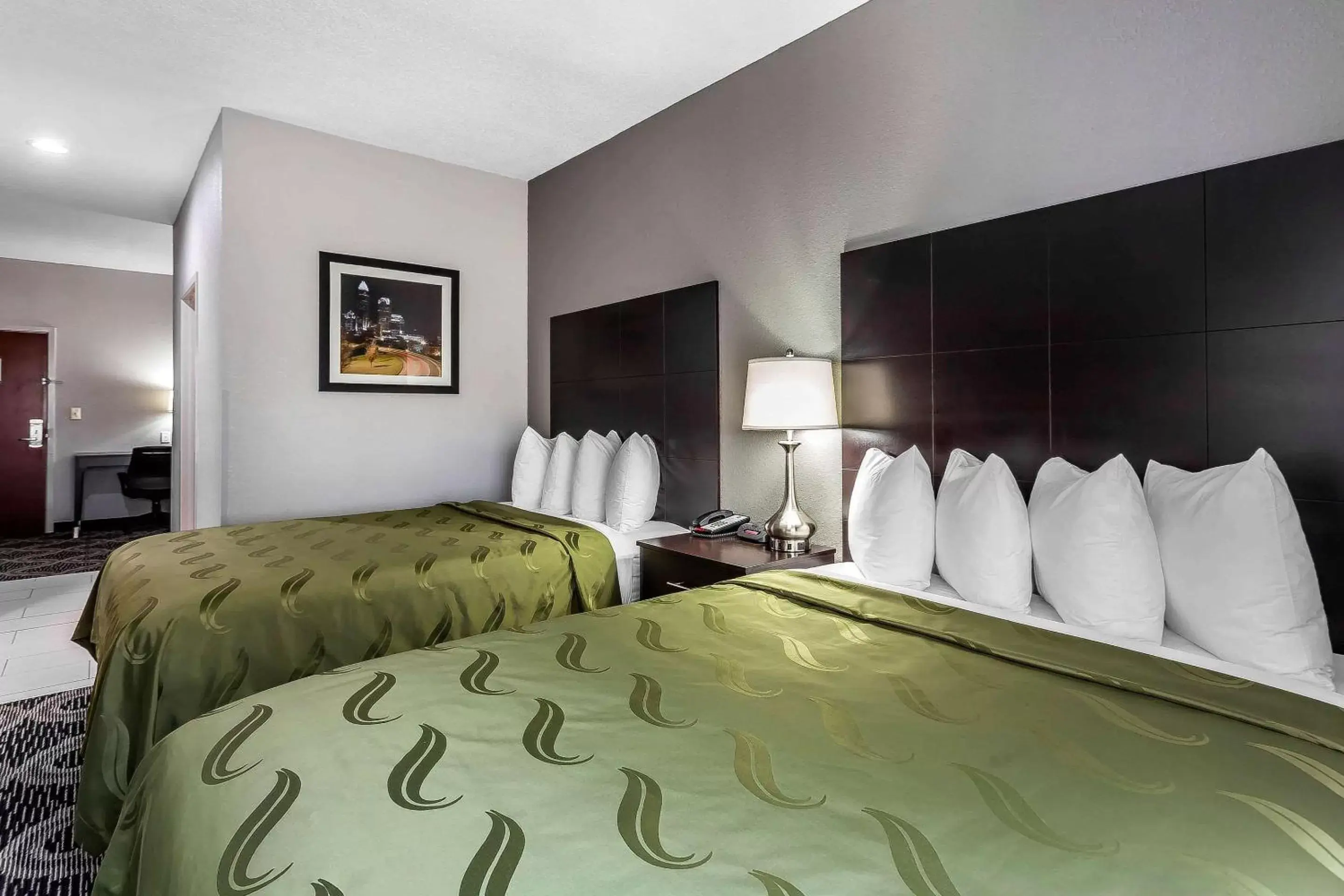 Photo of the whole room, Bed in Quality Suites Pineville - Charlotte Photo of the whole room, Bed in Quality Suites Pineville - Charlotte