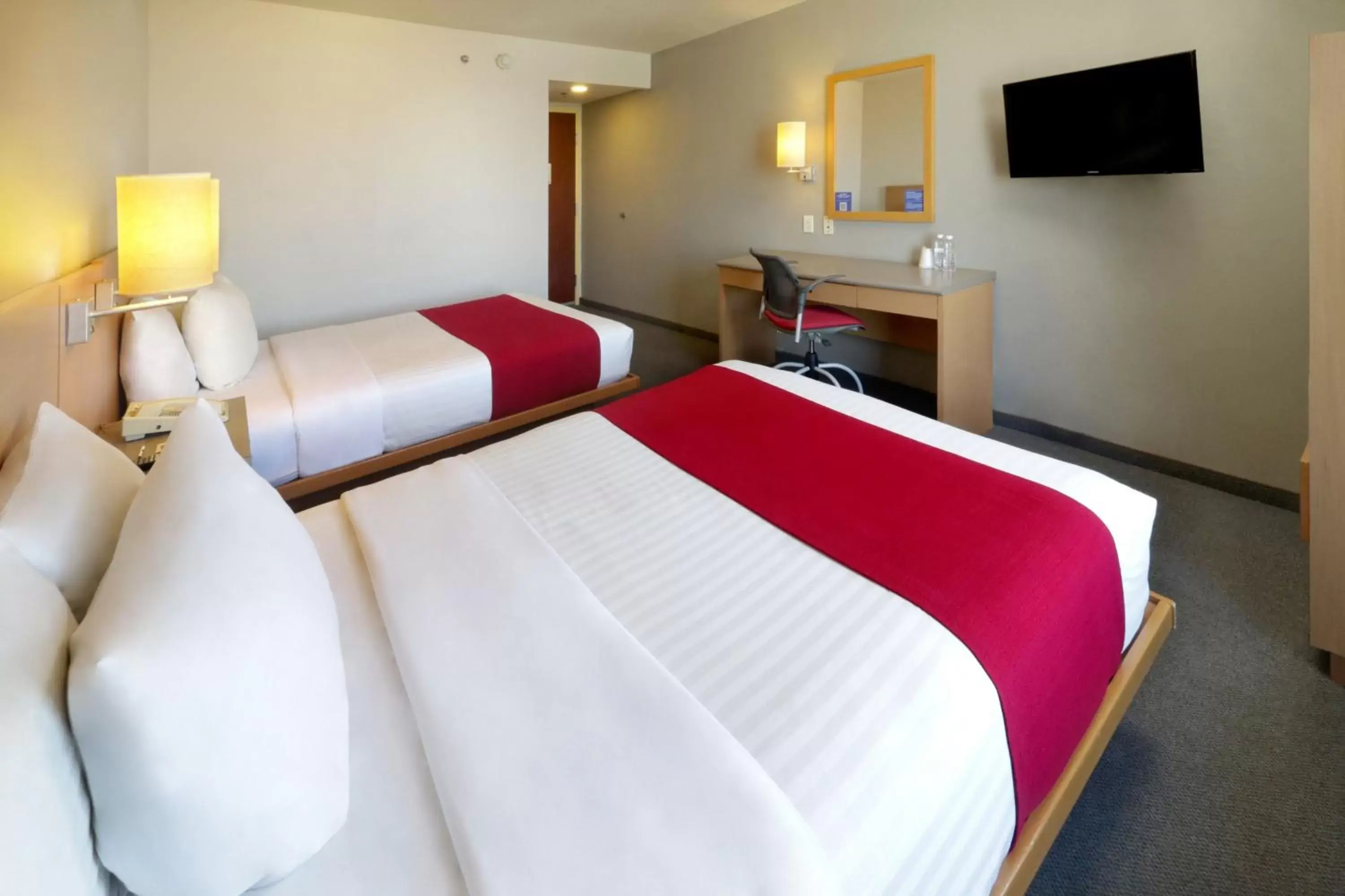 Photo of the whole room, Bed in City Express by Marriott Nuevo Laredo