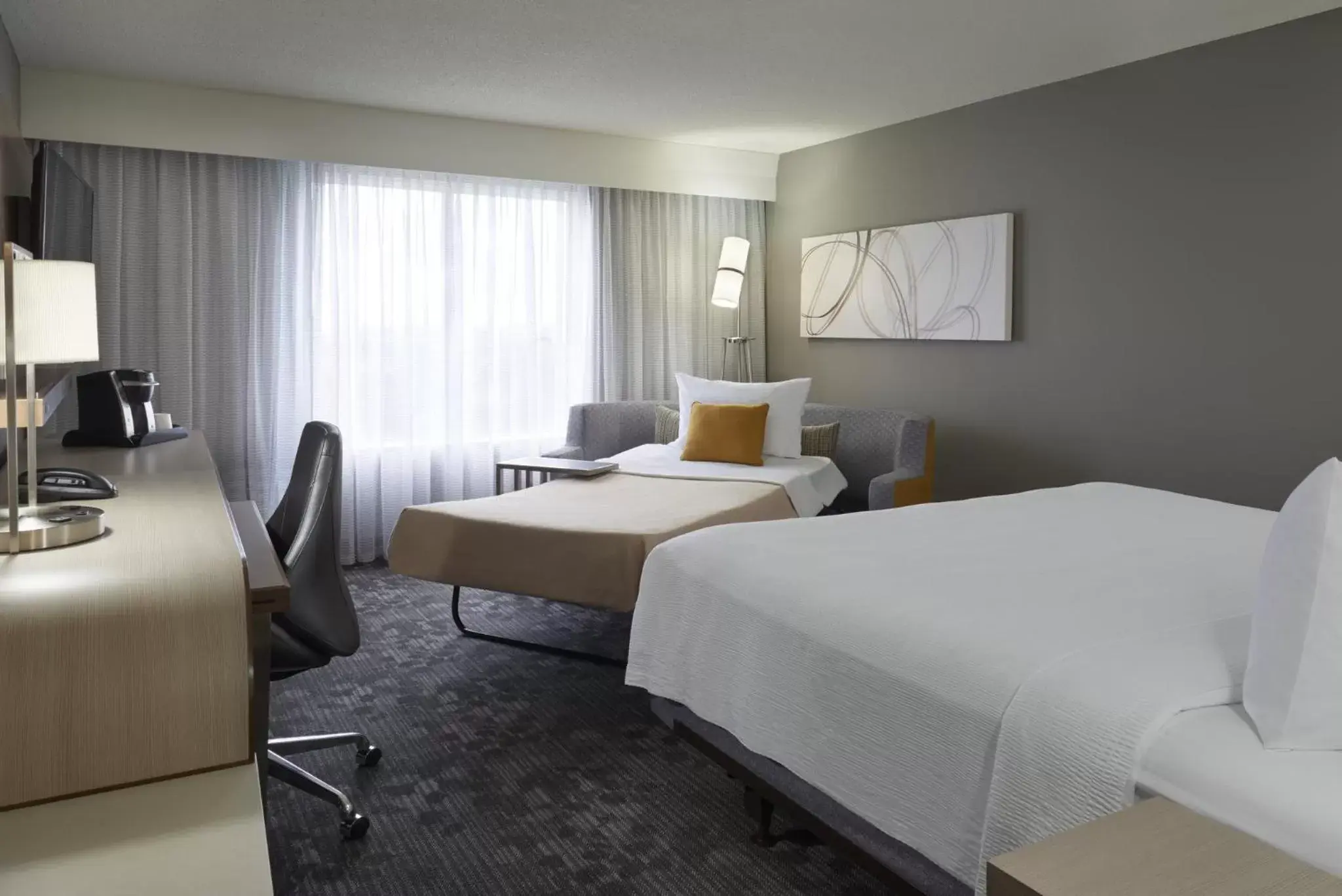 Property building in Courtyard by Marriott Toronto Airport