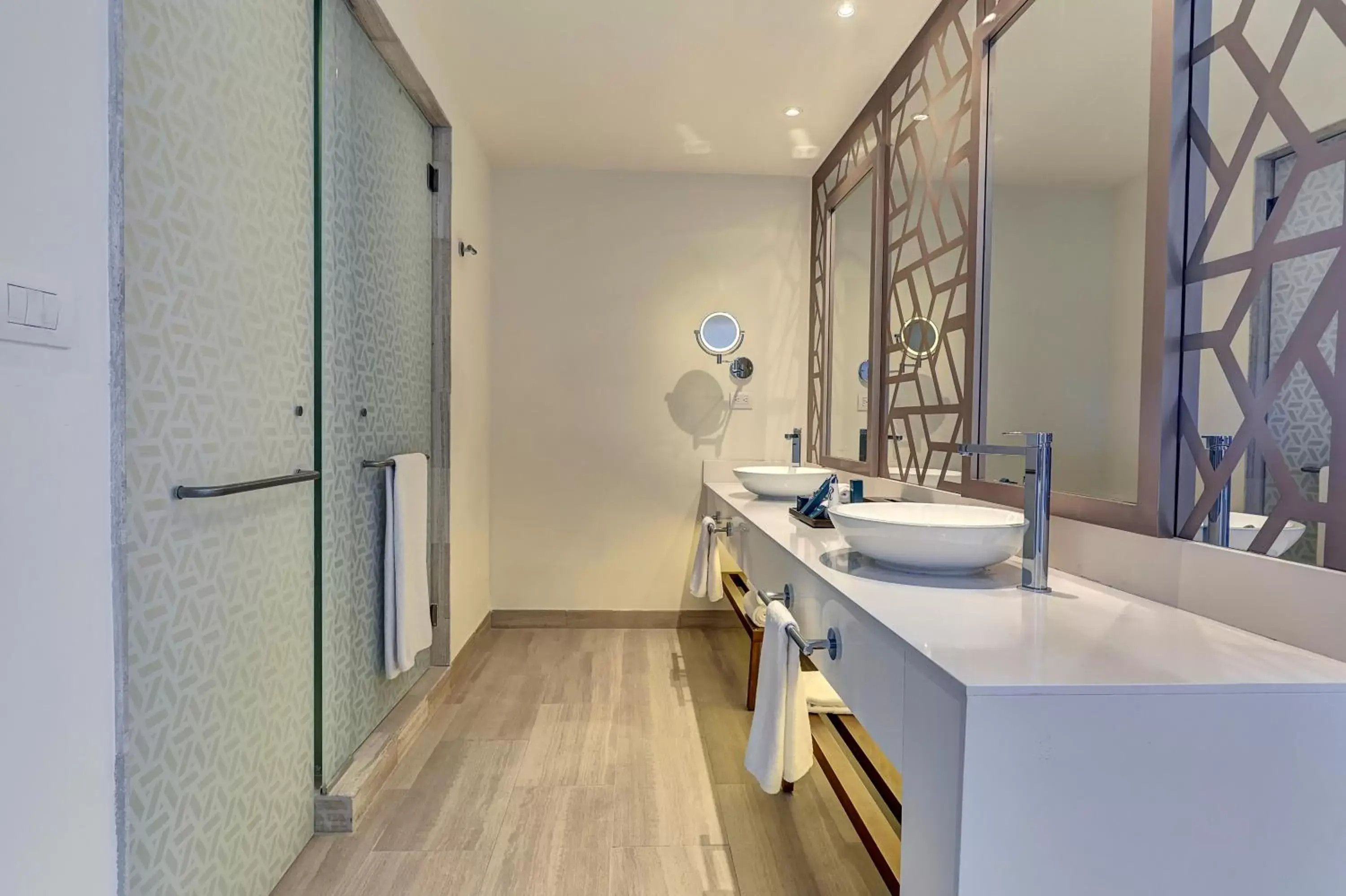 Bathroom in Royalton CHIC Cancun, An Autograph Collection All-Inclusive Resort - Adults Only