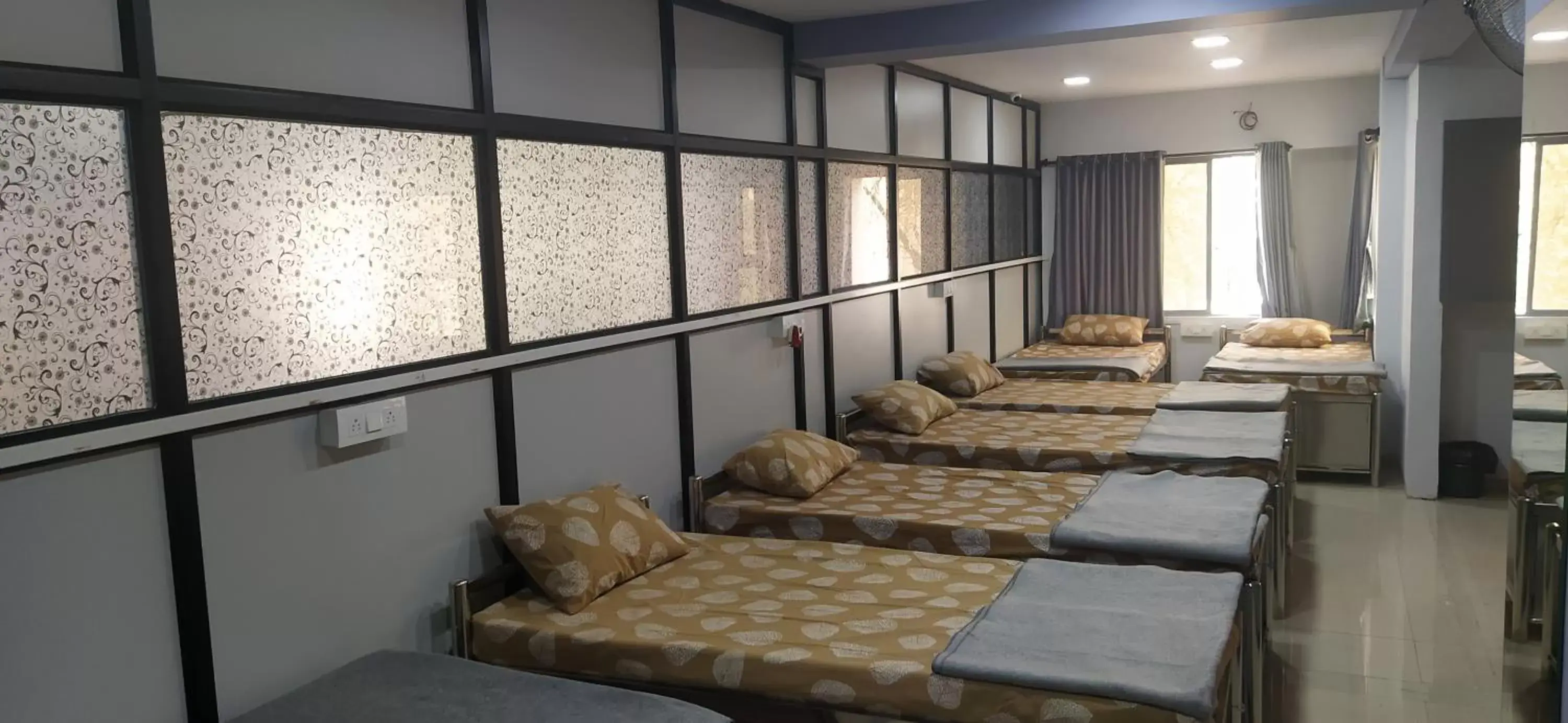 Single Bed in Female Dormitory Room in Shiv Sai Dormitory Single Bed in Female Dormitory Room in Shiv Sai Dormitory