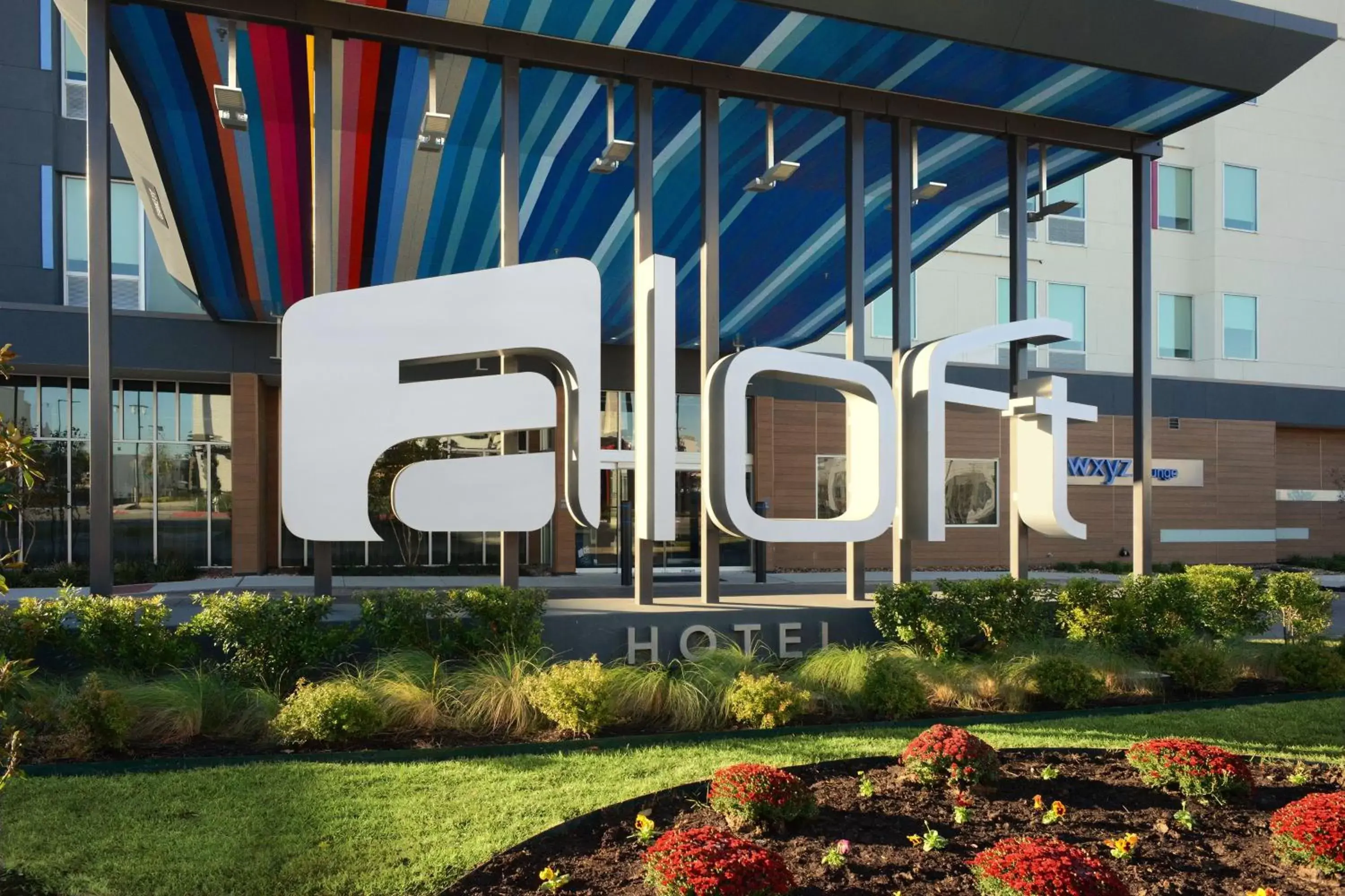 Property building in Aloft Dallas Euless