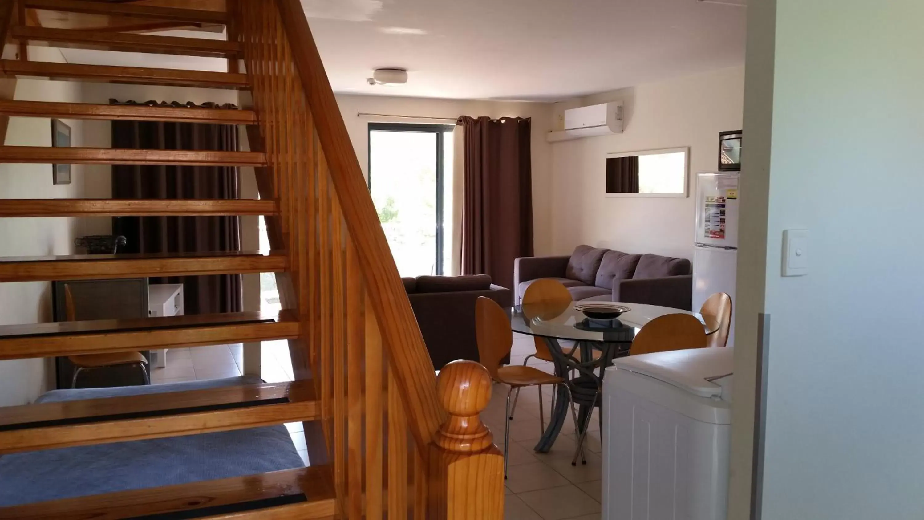 Living room in Nelson Bay Breeze