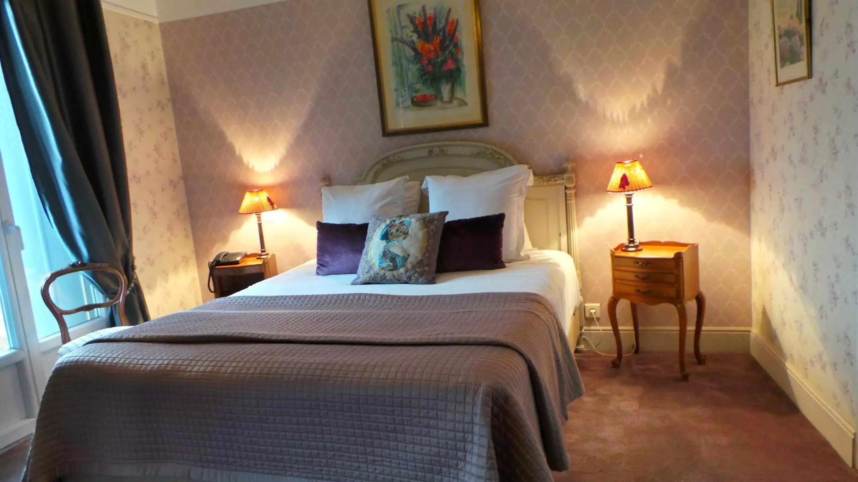 Decorative detail, Bed in Hotel Relais Du Postillon