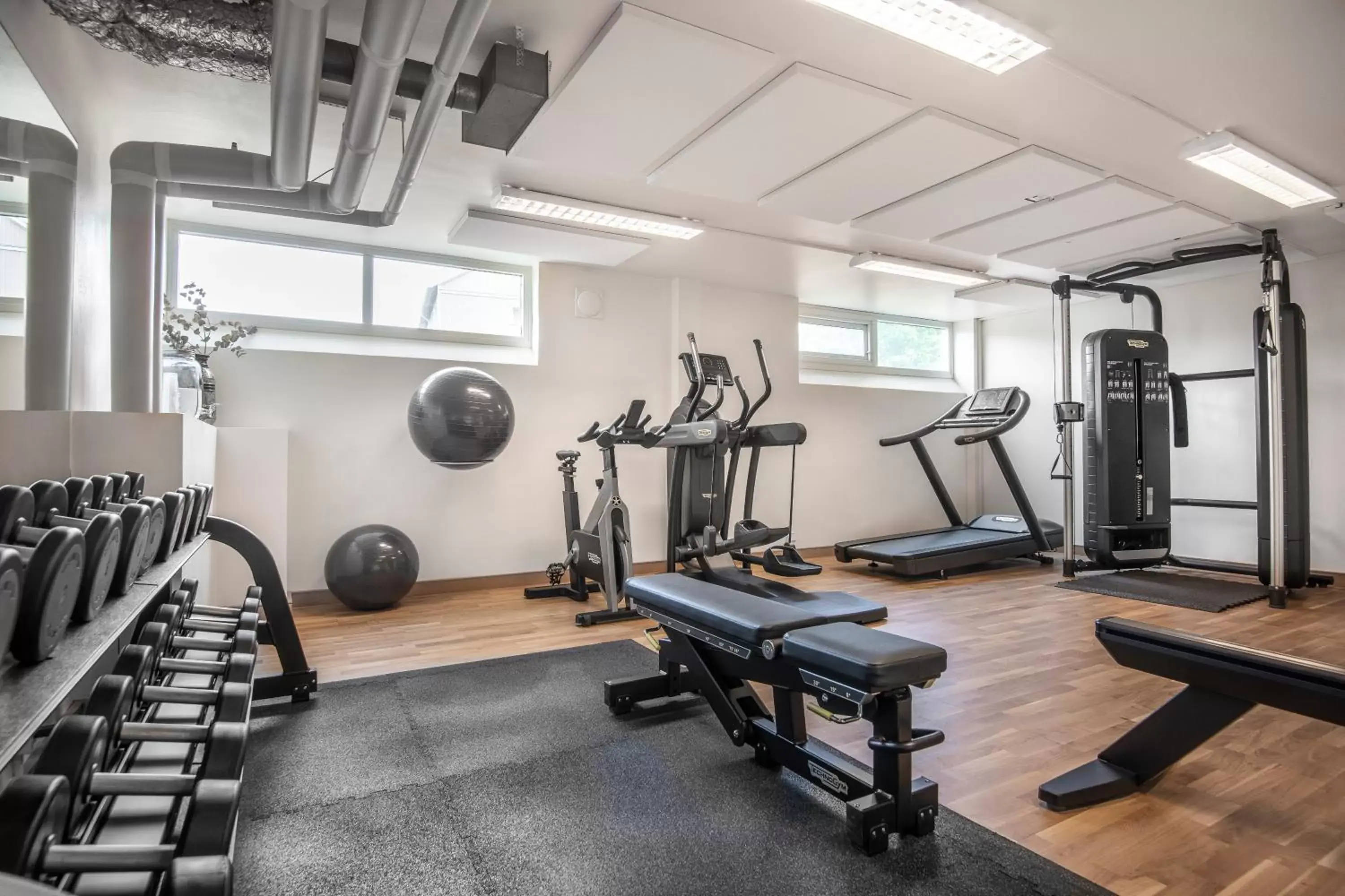 Fitness centre/facilities, Fitness Center/Facilities in Quality Hotel Prisma