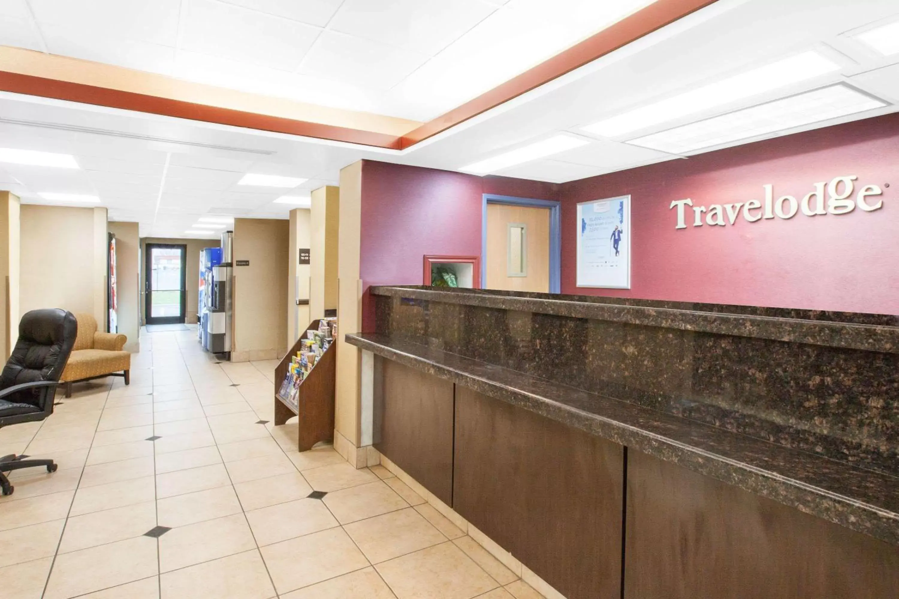 Lobby or reception, Lobby/Reception in Travelodge by Wyndham Romulus Detroit Airport