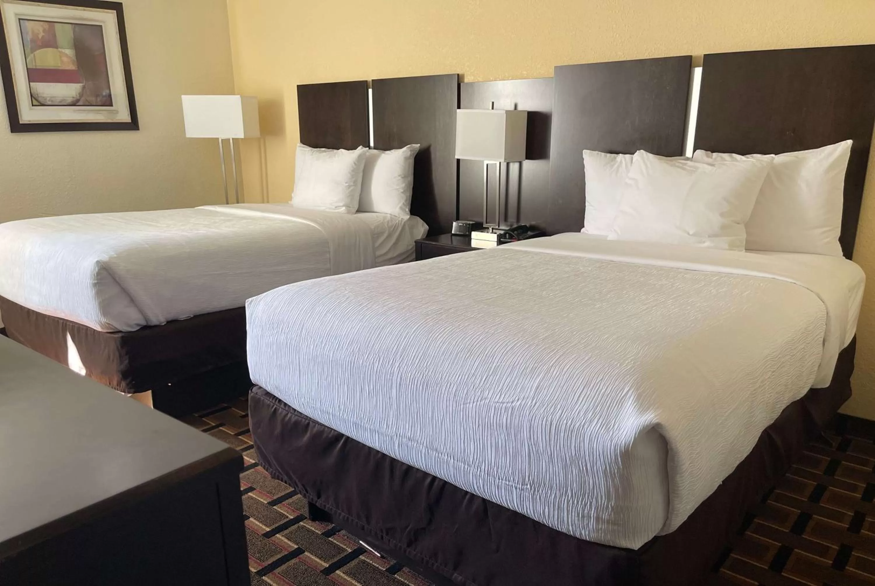 Photo of the whole room, Bed in Baymont by Wyndham Scranton Dunmore