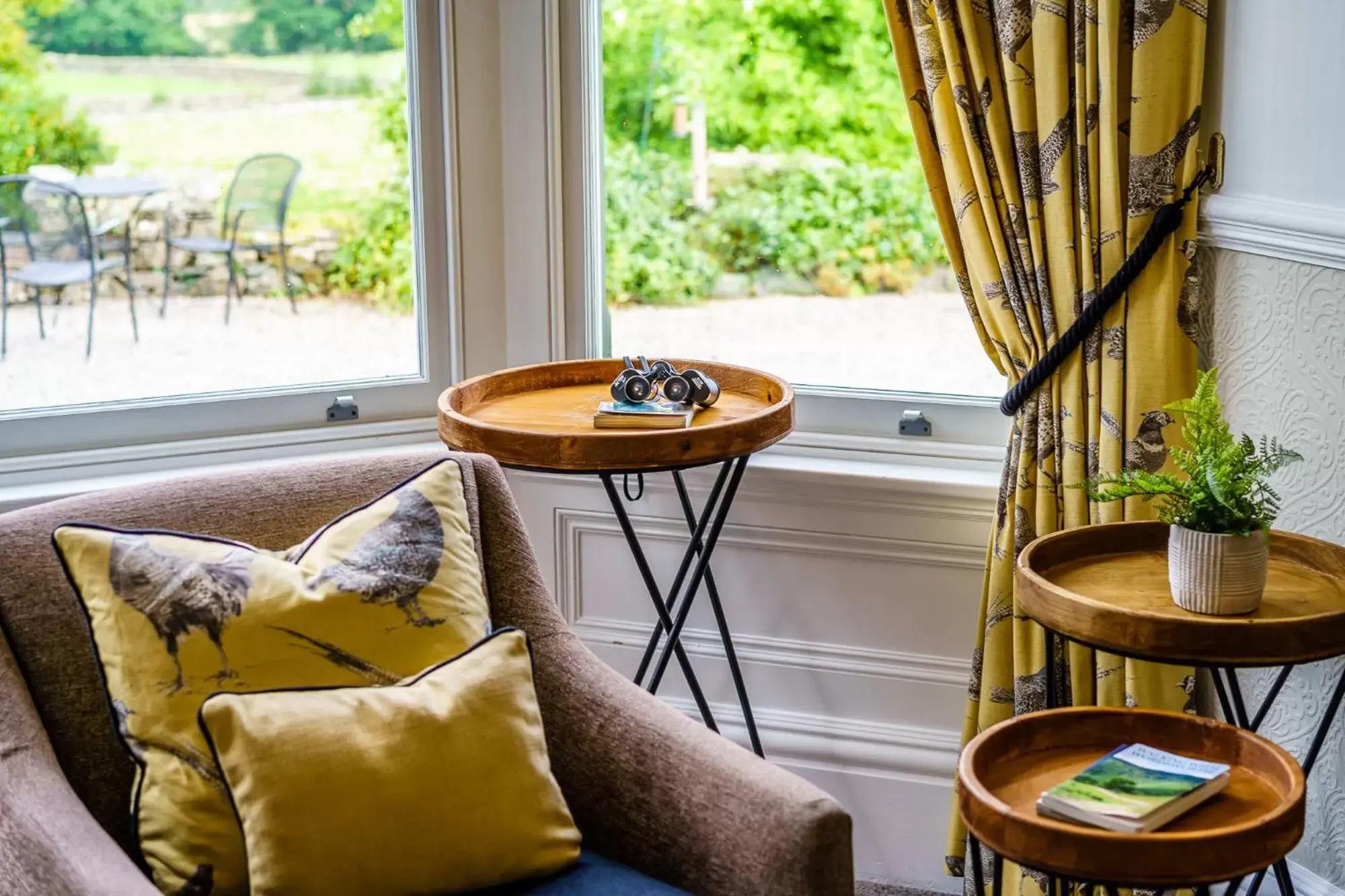 Living room, Seating Area in The Leathes Head Hotel