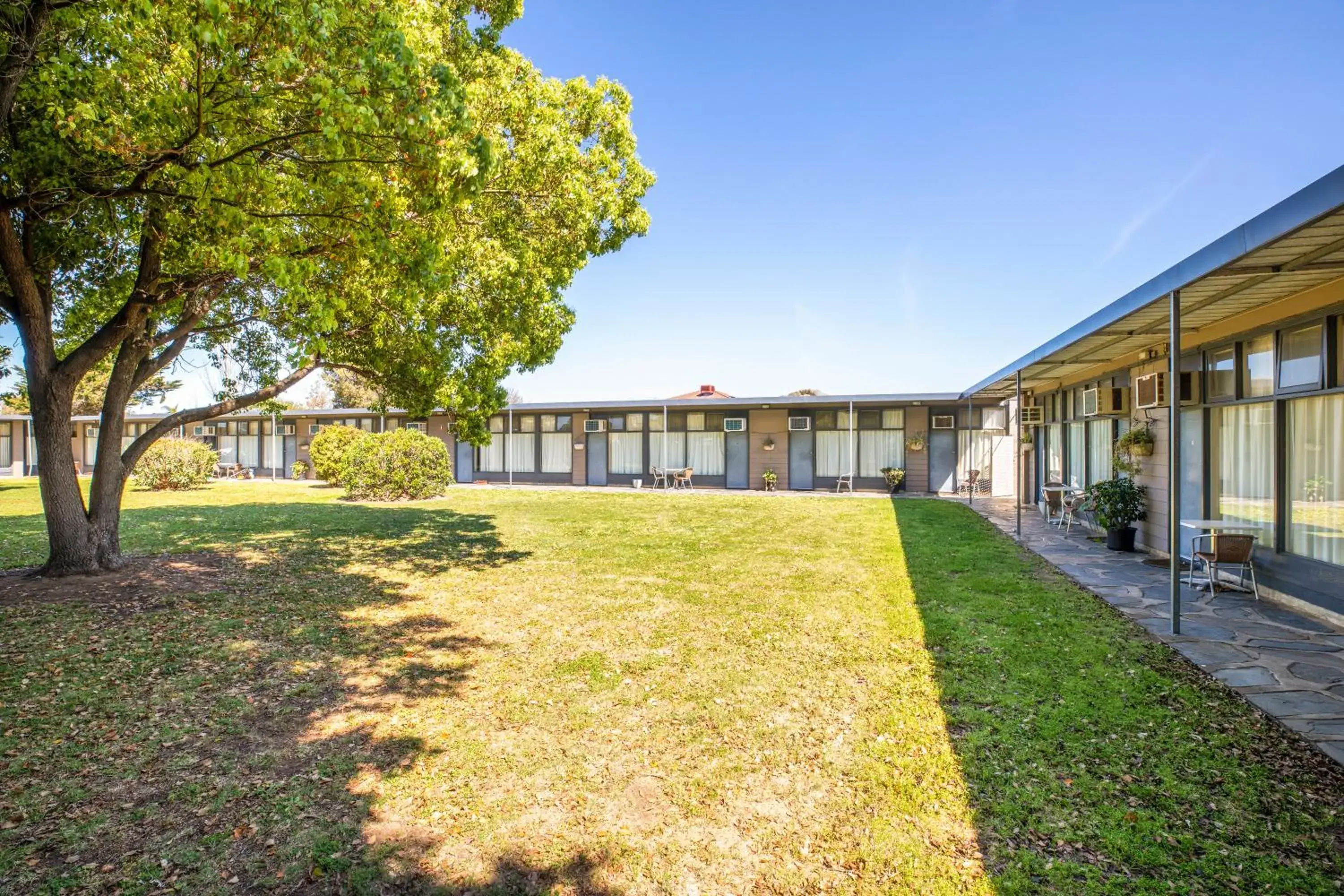 Property building, Garden in Links Hotel