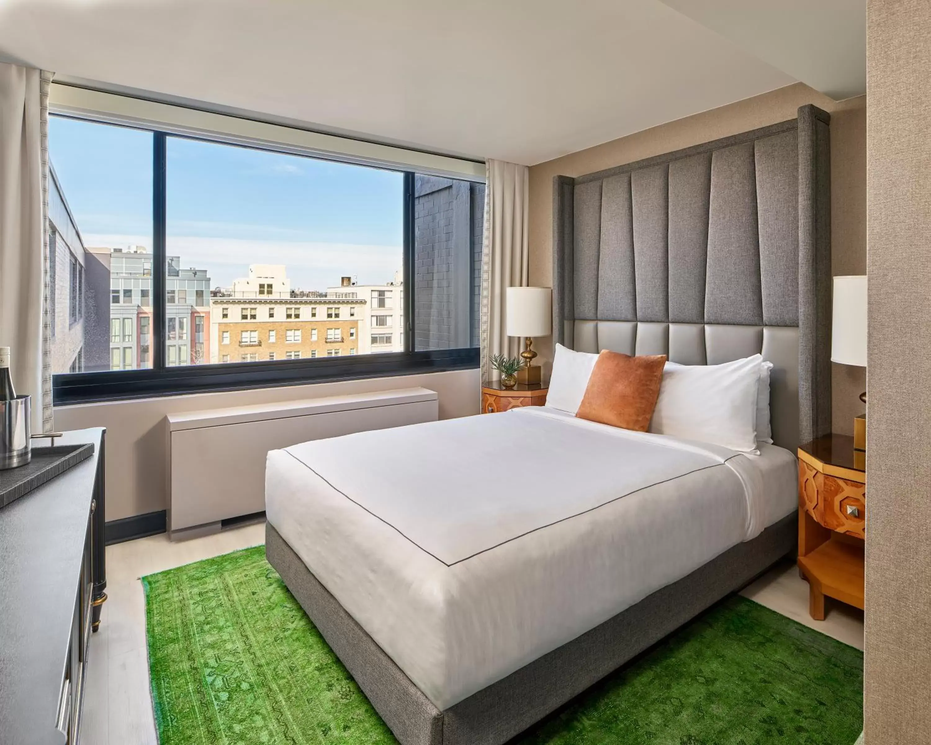 Photo of the whole room, Bed in Viceroy Washington DC Photo of the whole room, Bed in Viceroy Washington DC