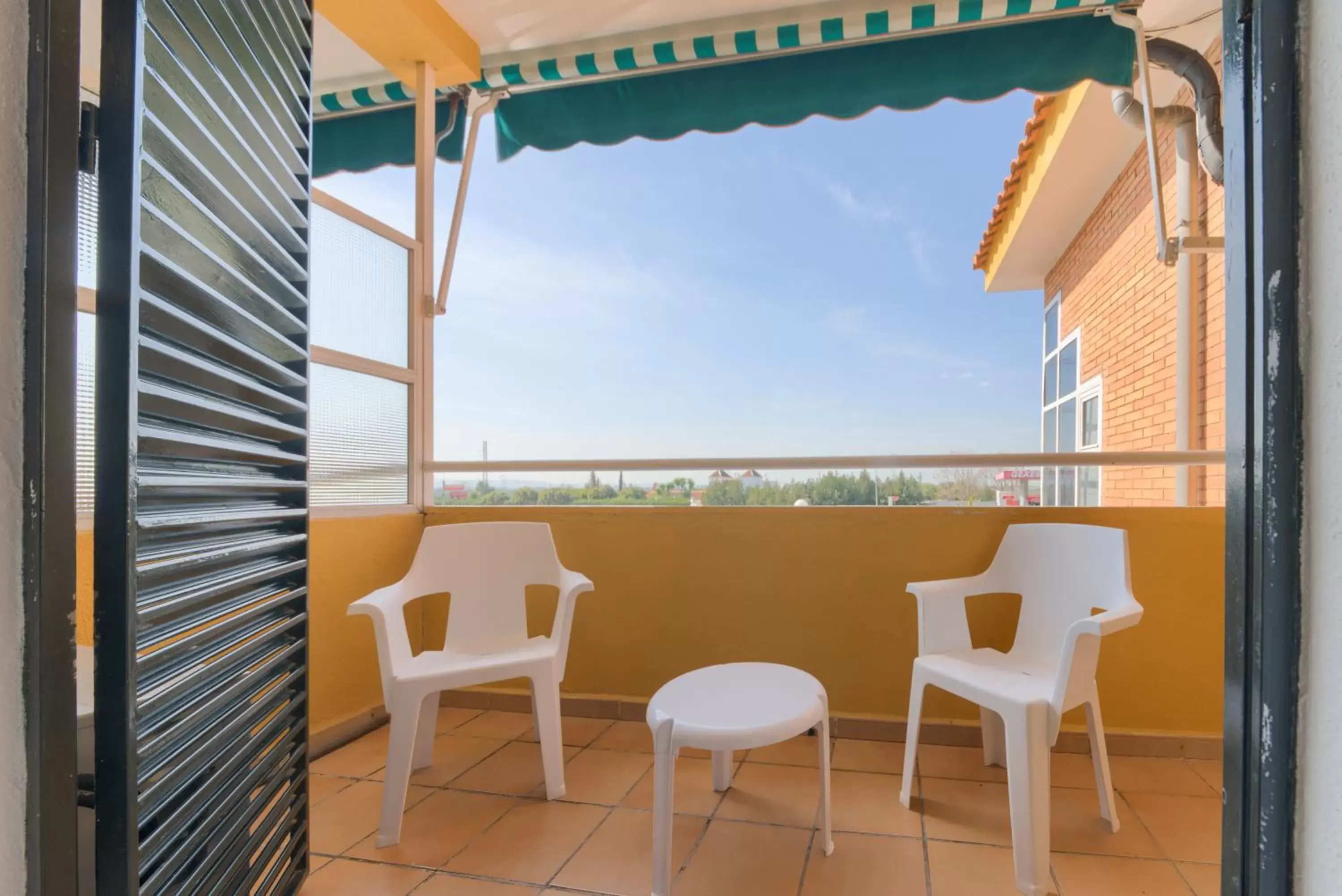 Off site, Balcony/Terrace in Hotel Torre De Los Guzmanes