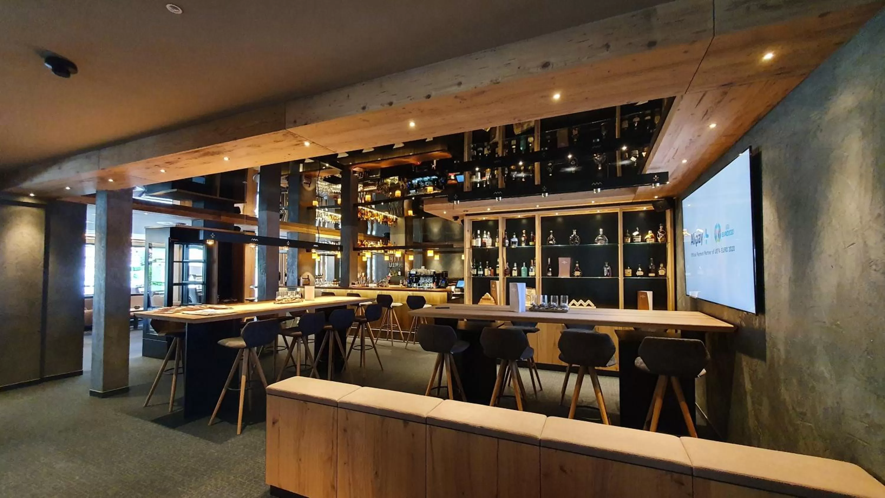 Lounge or bar in Wellnesshotel Mein Almhof Superior