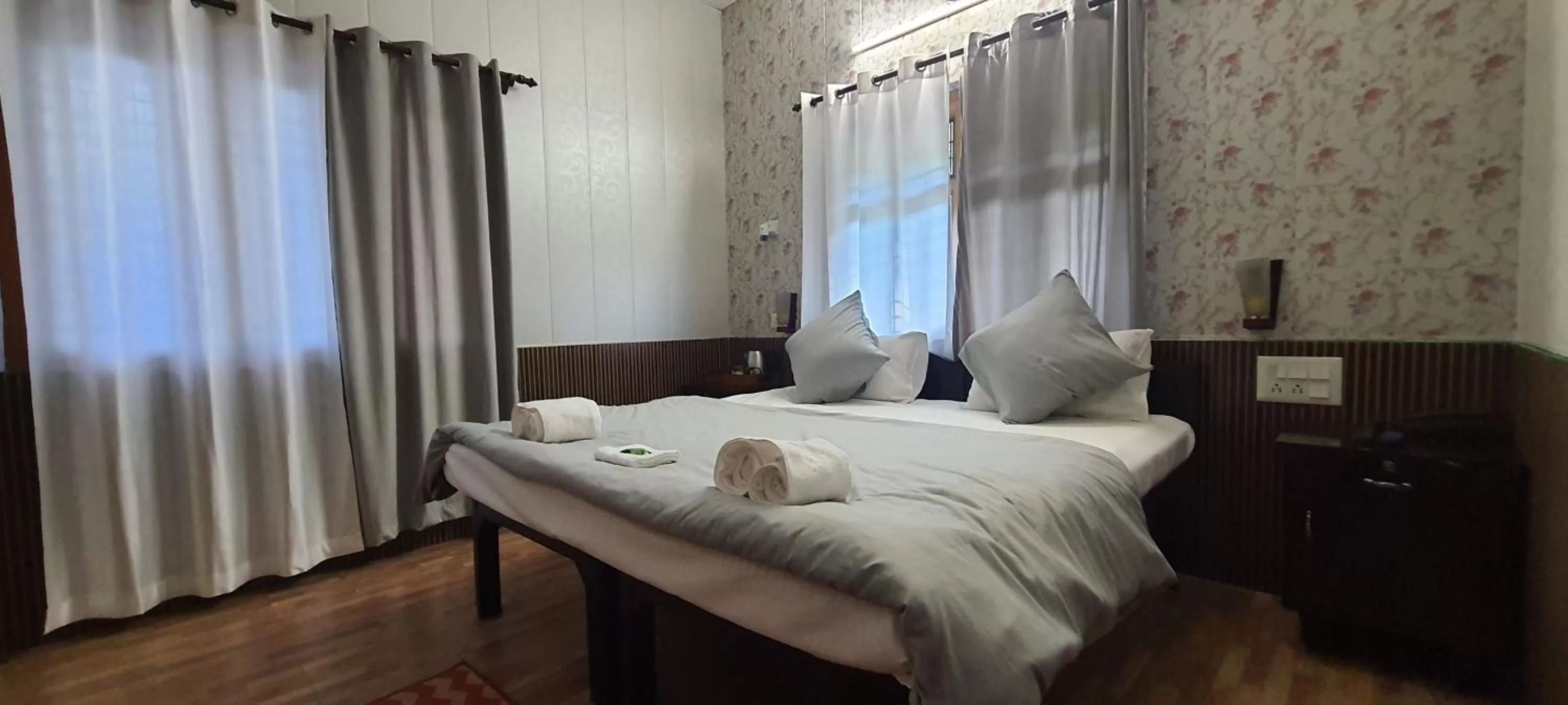 Karthik Resorts, Jeolikote Nainital