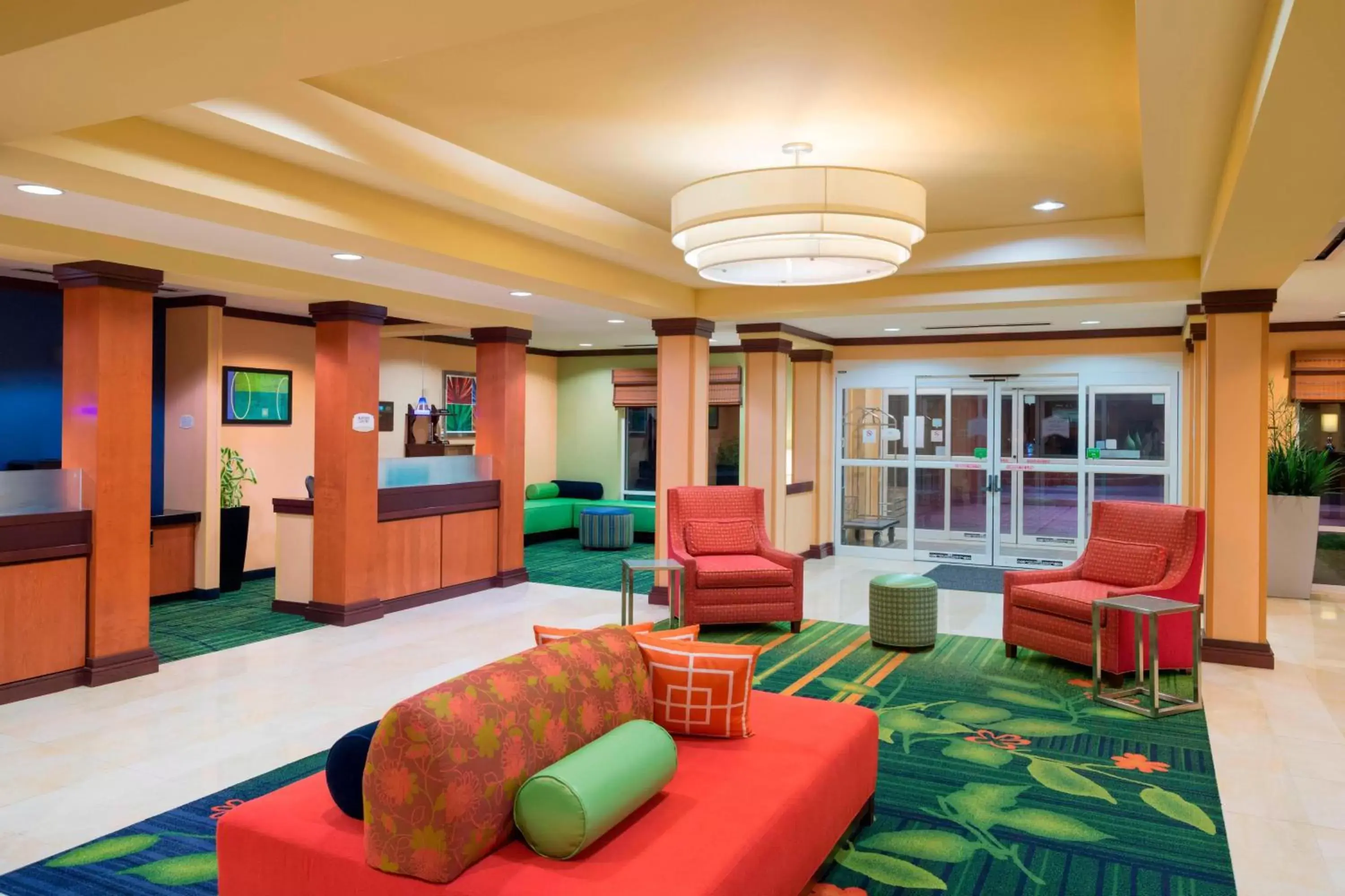 Lobby or reception, Lobby/Reception in Fairfield Inn & Suites Huntingdon Raystown Lake